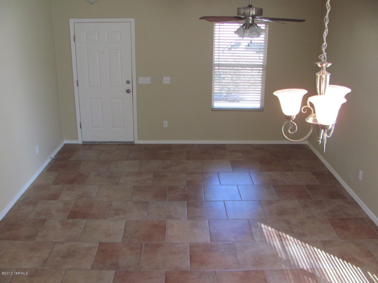 La Cholla Bluffs - Residential Lease