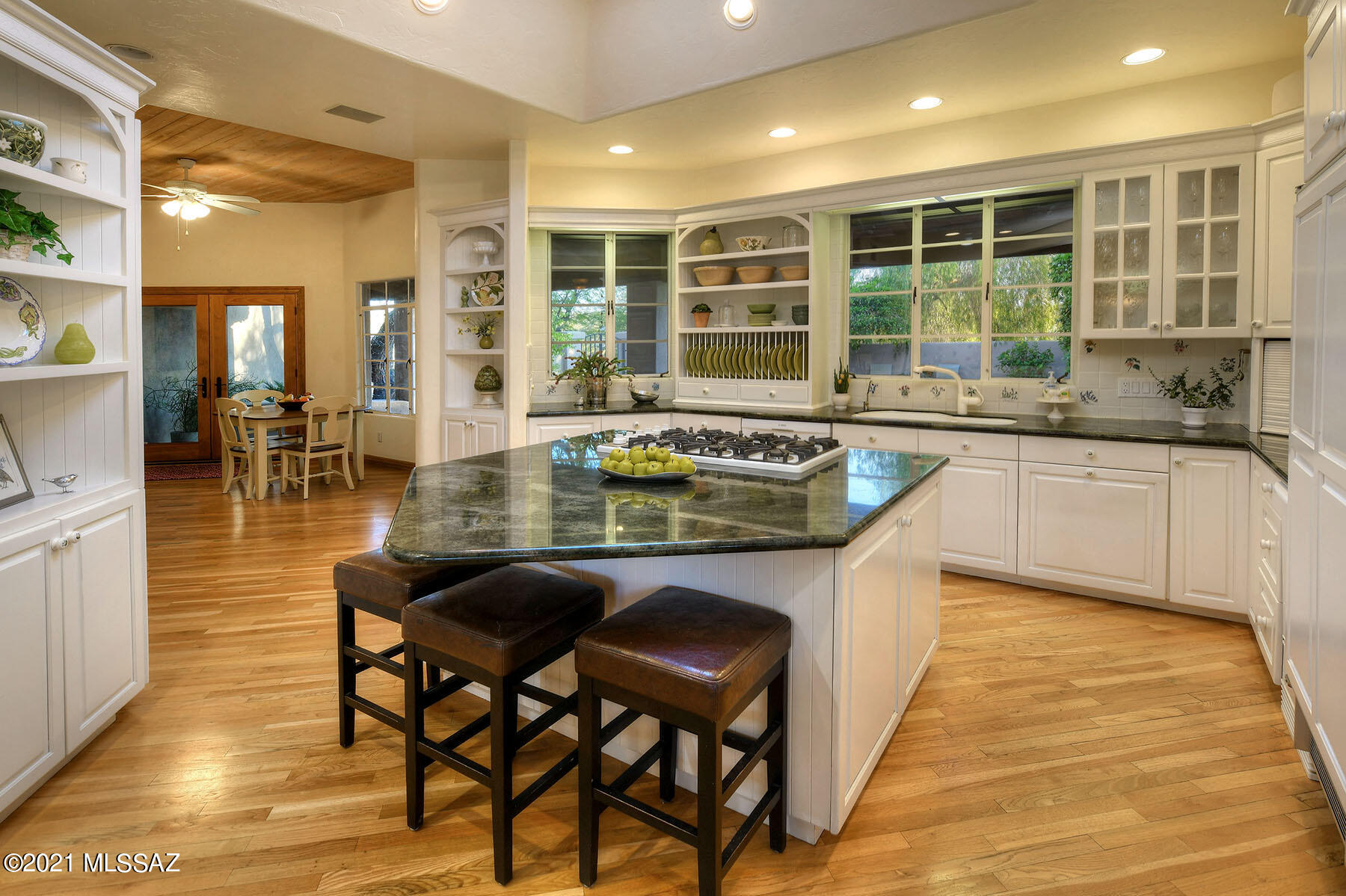 Catalina Foothills Estates NO. 10 (1-72) - Residential