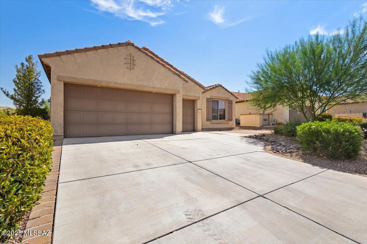 2145 E Thunderchief Drive