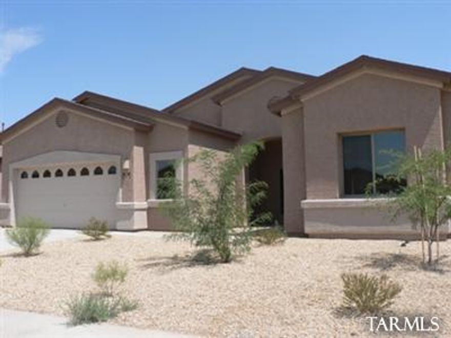 Live in this spacious 3-bedroom, 2-bath home located in Sonoran Ranch Estates. Also has a den, a large great room off the kitchen with tons of cabinet space, granite counter-tops, built-in desk, and eat-in dining area. The master bath includes a garden tub with separate shower and walk-in closet.