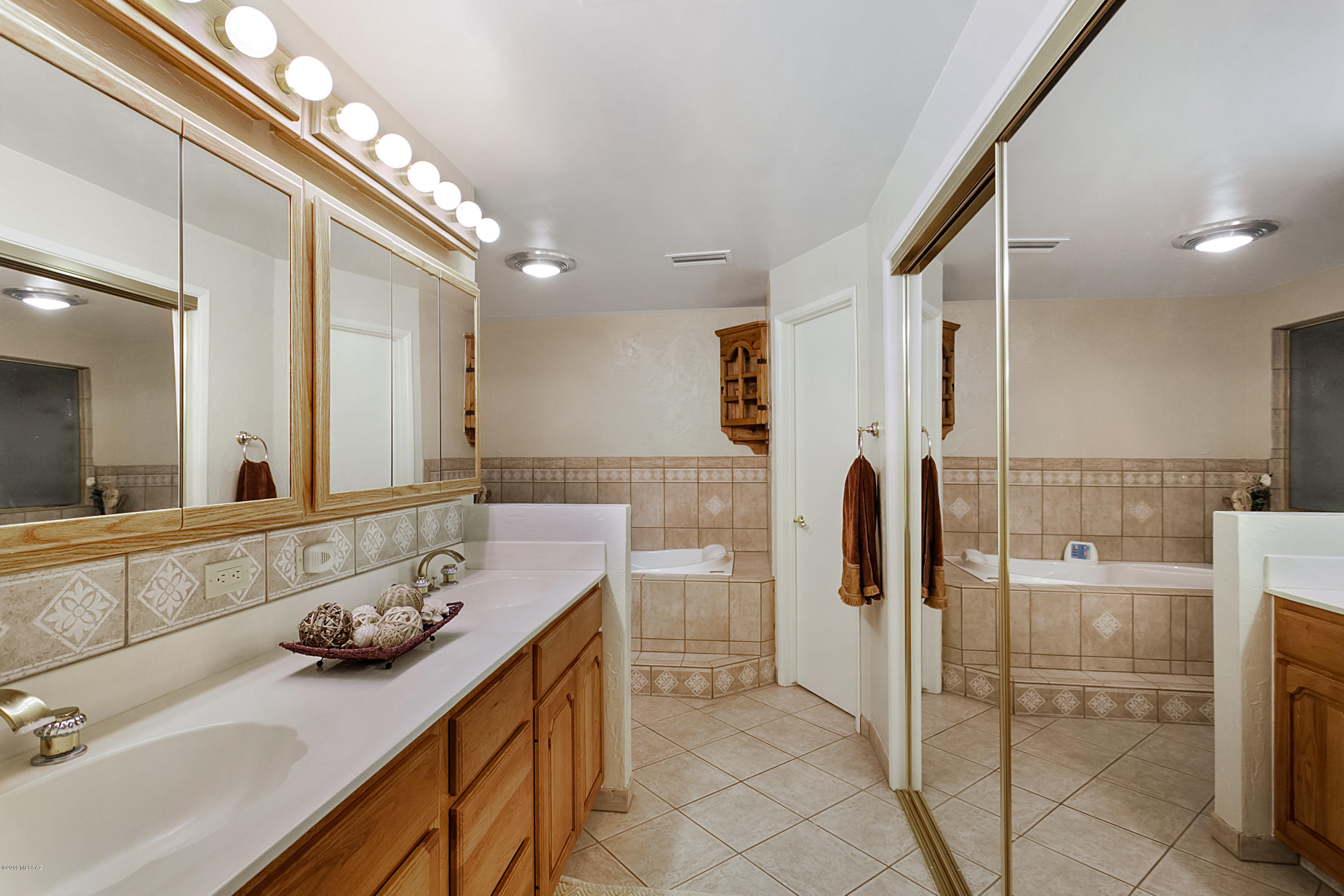 Country Club Estates NO. 1 - Residential