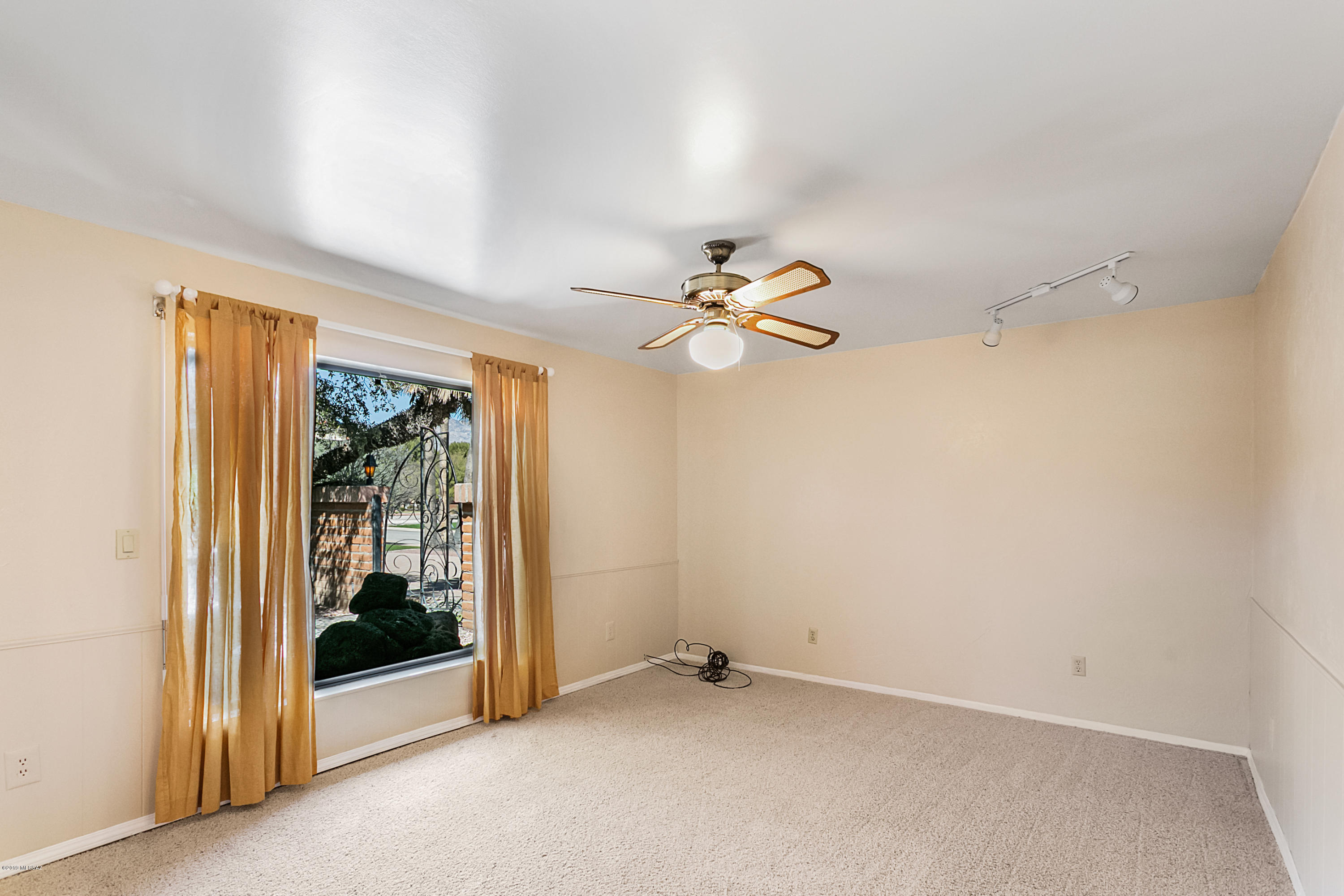 Country Club Estates NO. 1 - Residential