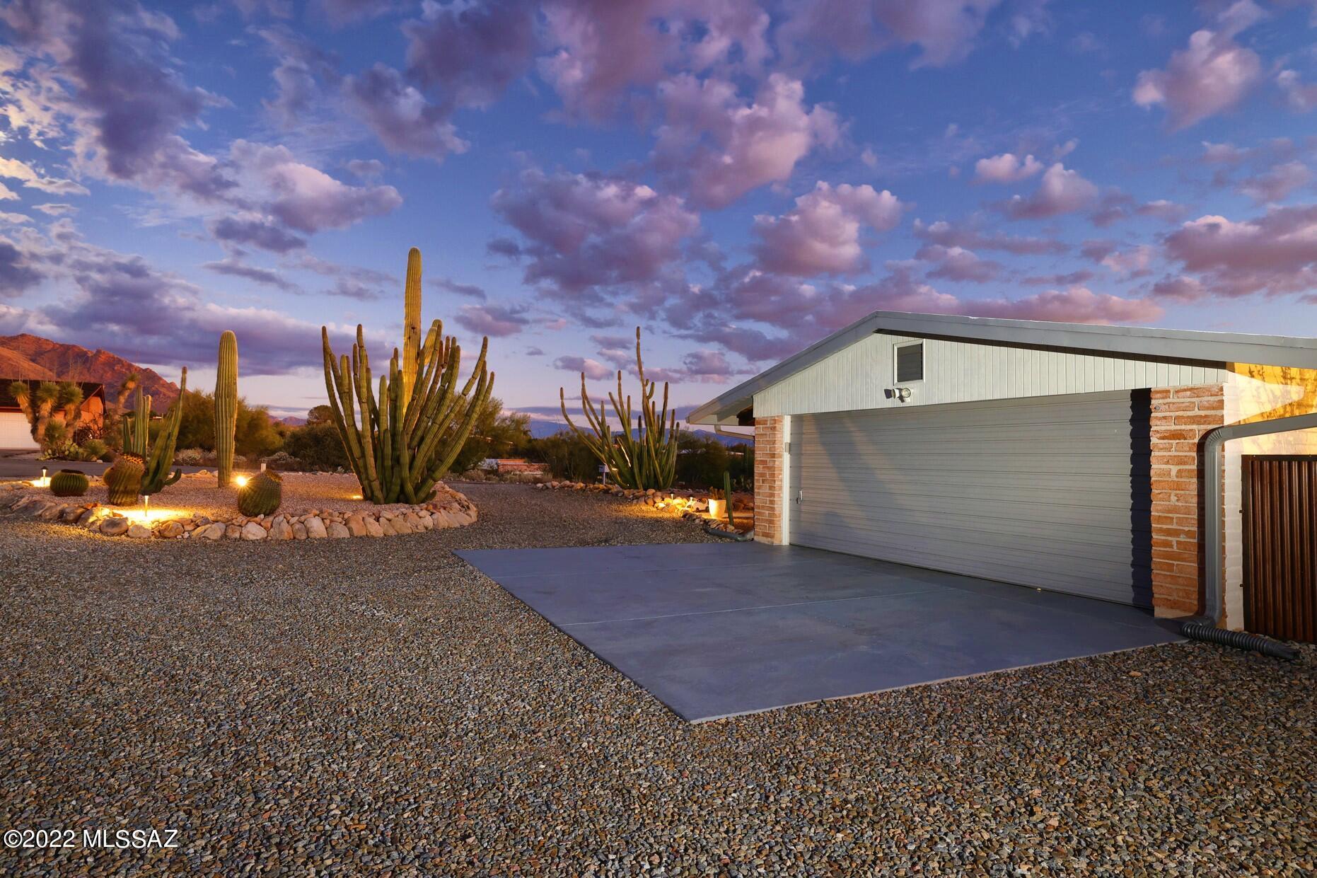 Vista De Las Candelas Estates - Residential