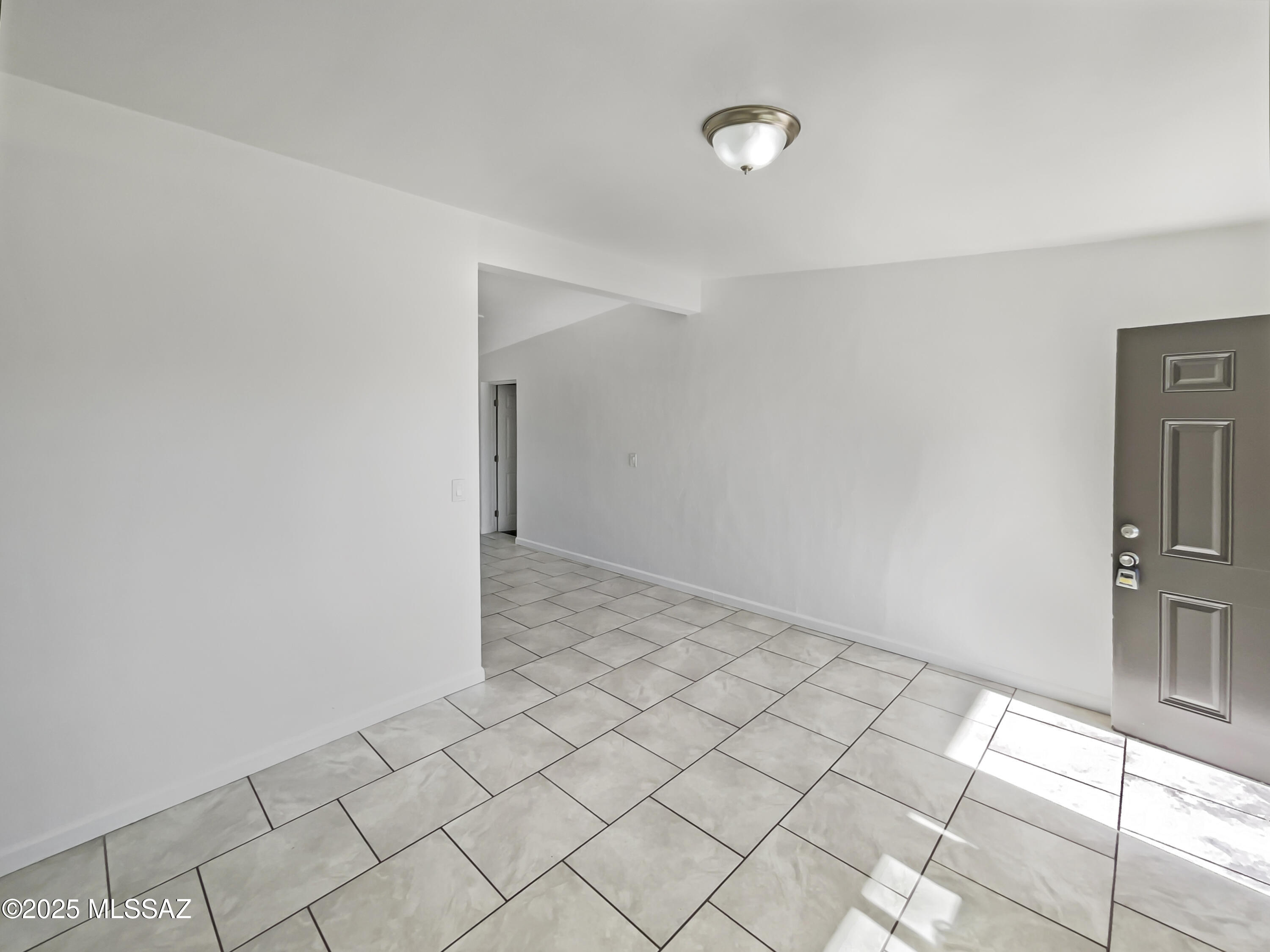 Miracle Mile Manor - Residential