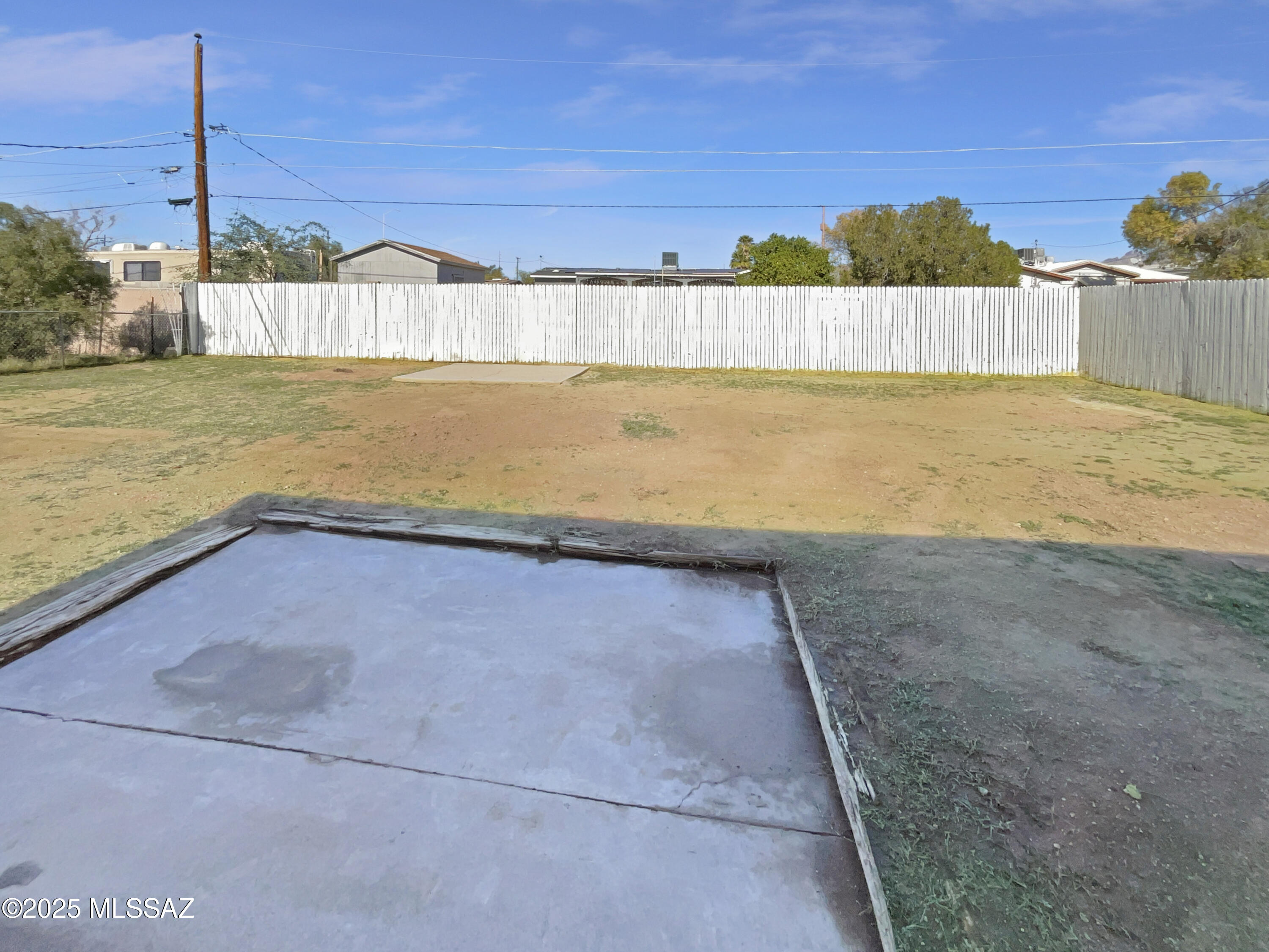 Miracle Mile Manor - Residential