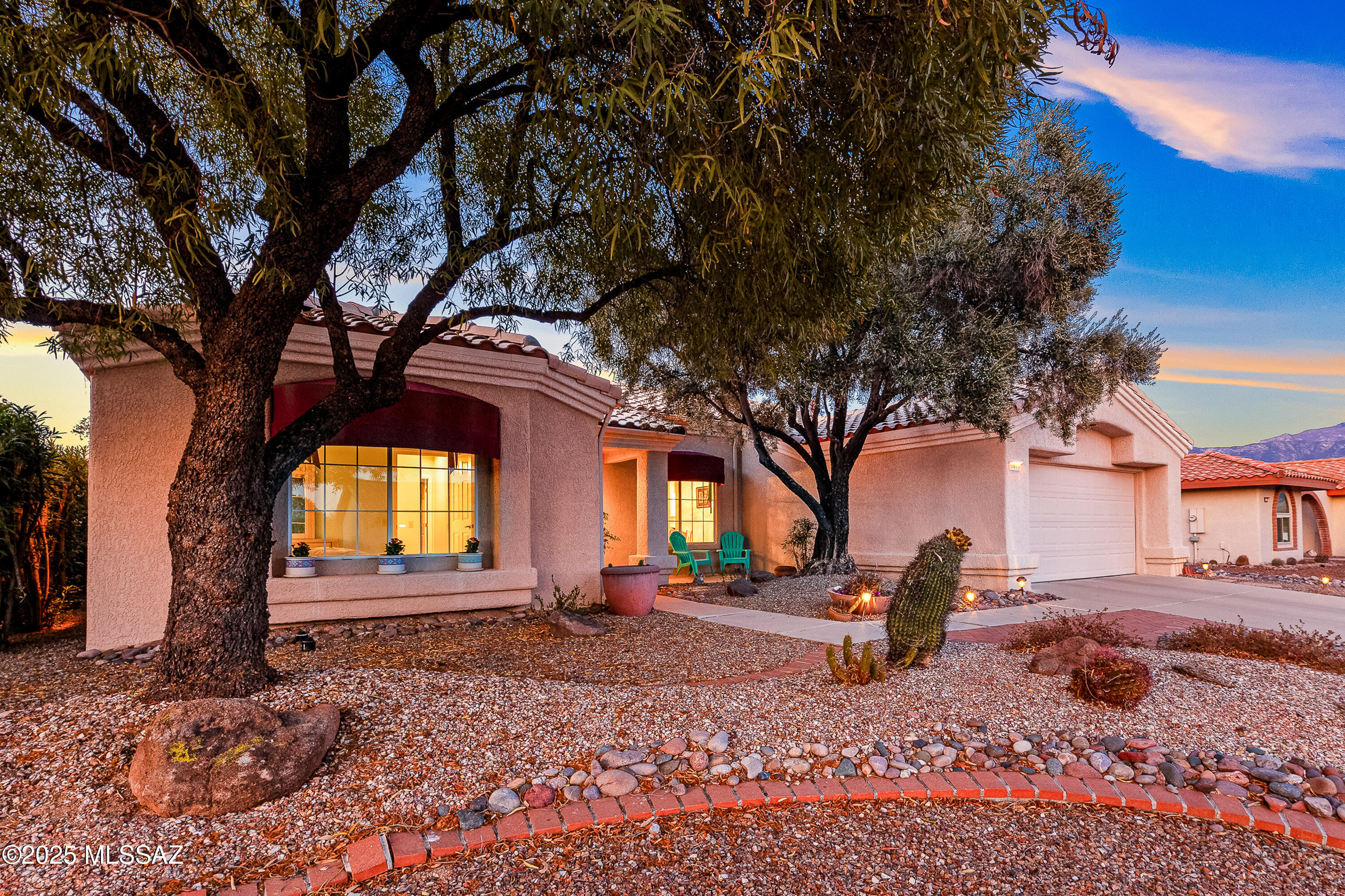 1013 E Coachwood Drive