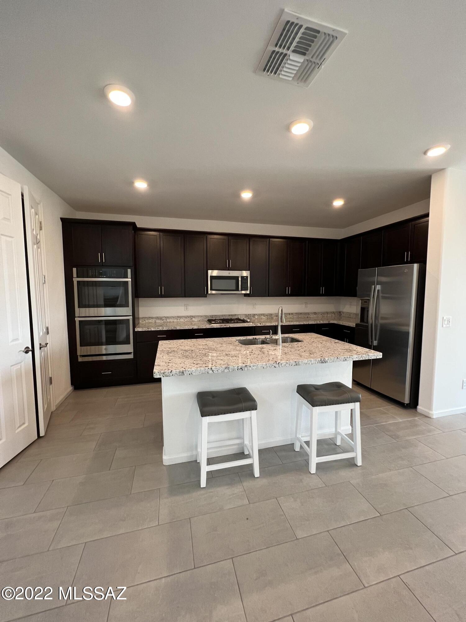 Mountain Vista Ridge - Residential Lease