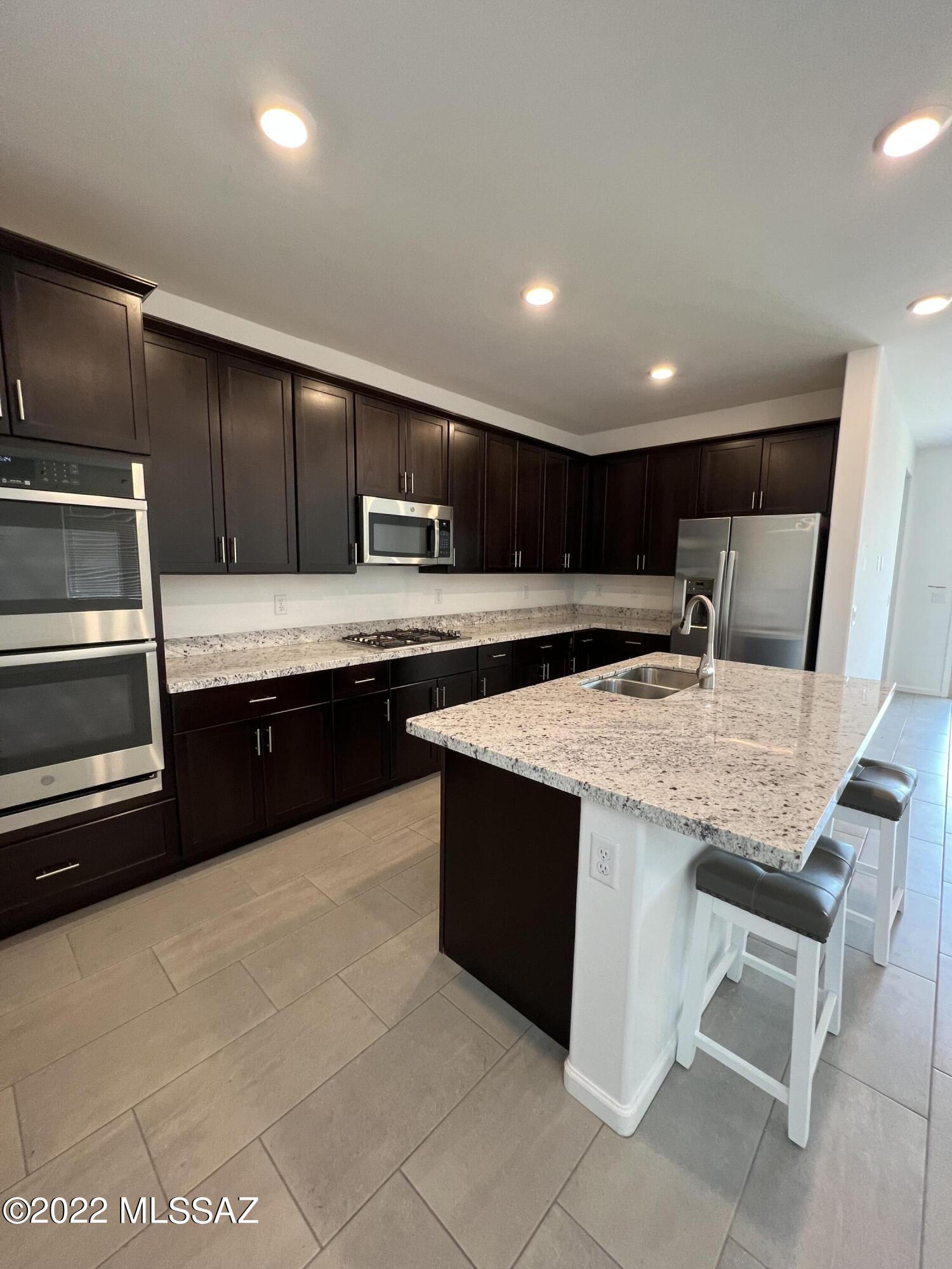 Mountain Vista Ridge - Residential Lease