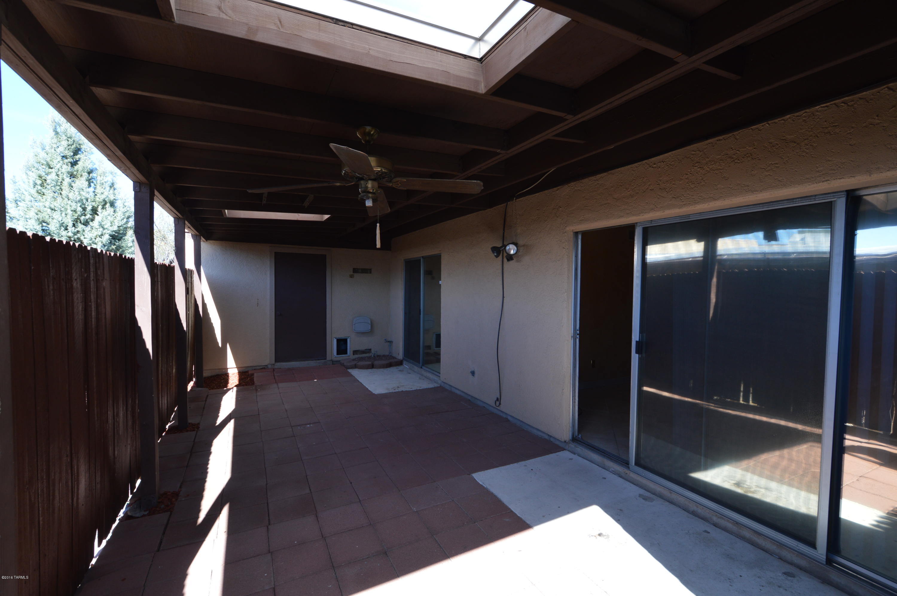 Pantano Park Townhouses - Residential Lease