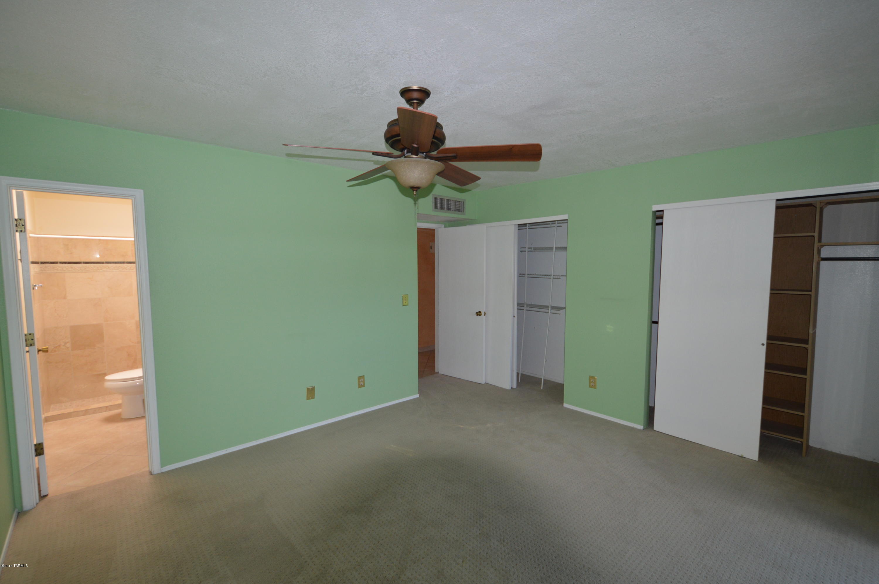Pantano Park Townhouses - Residential Lease