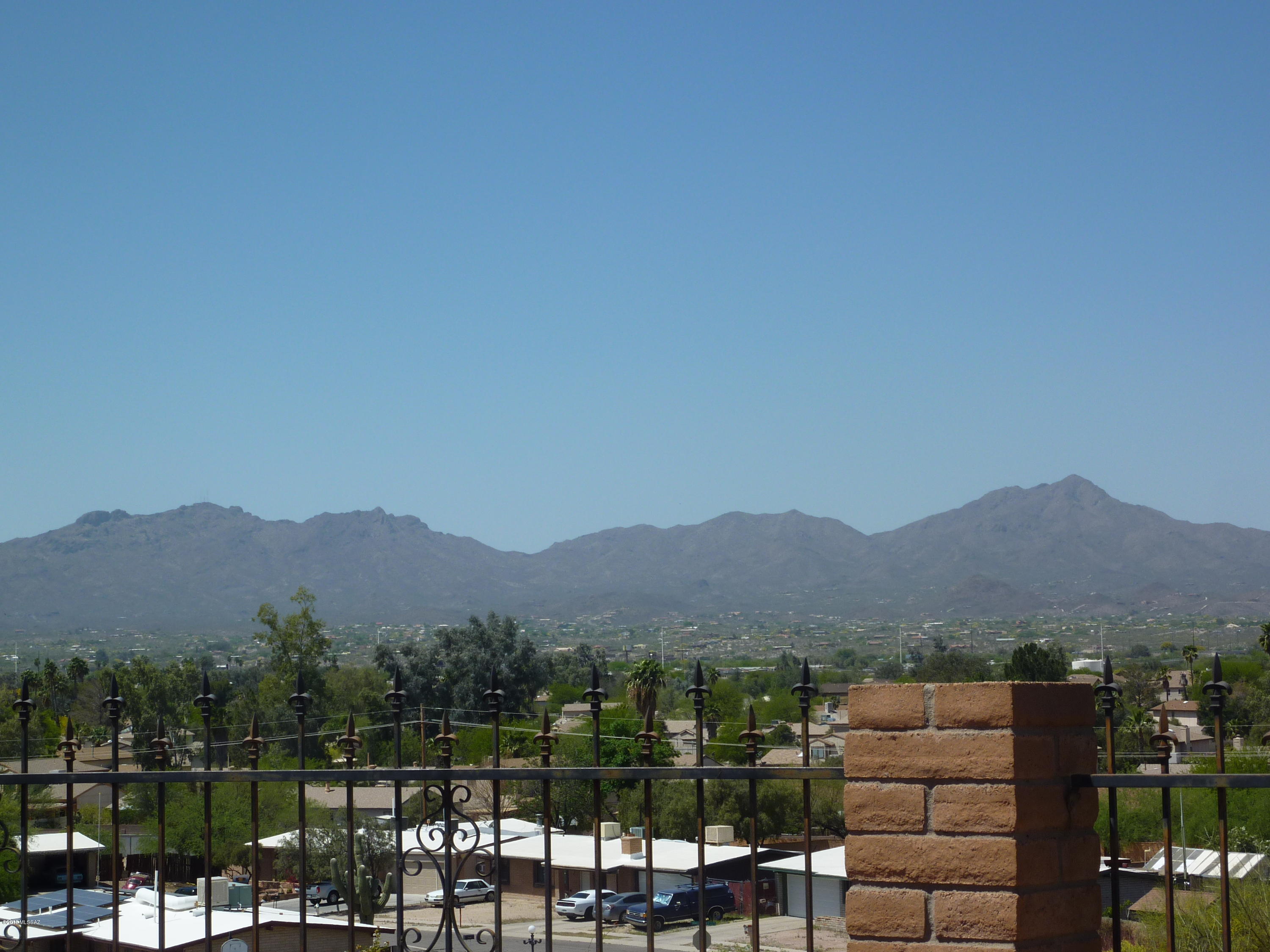 Casas Adobes Park (416-540) - Residential
