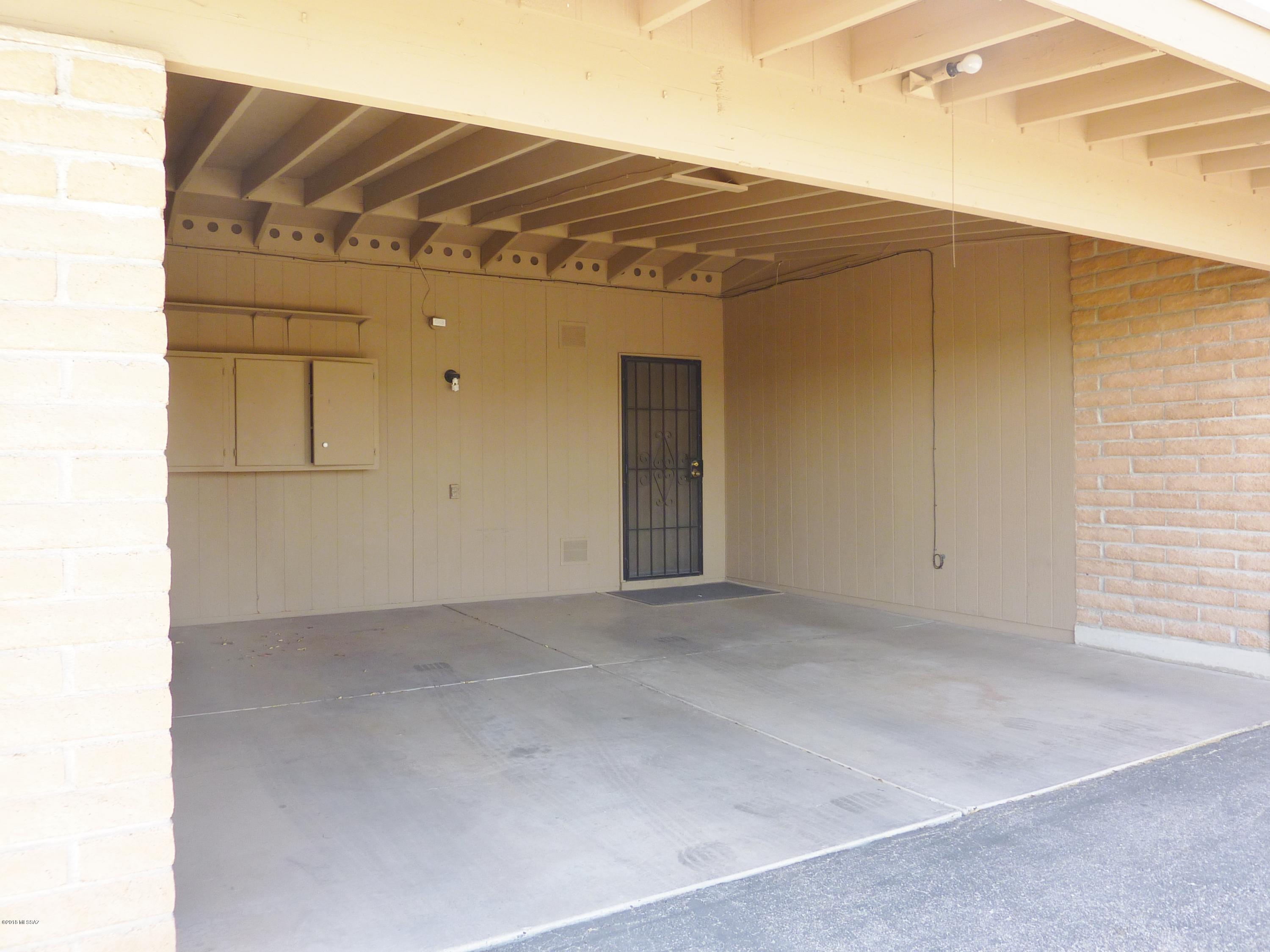 Casas Adobes Park (416-540) - Residential