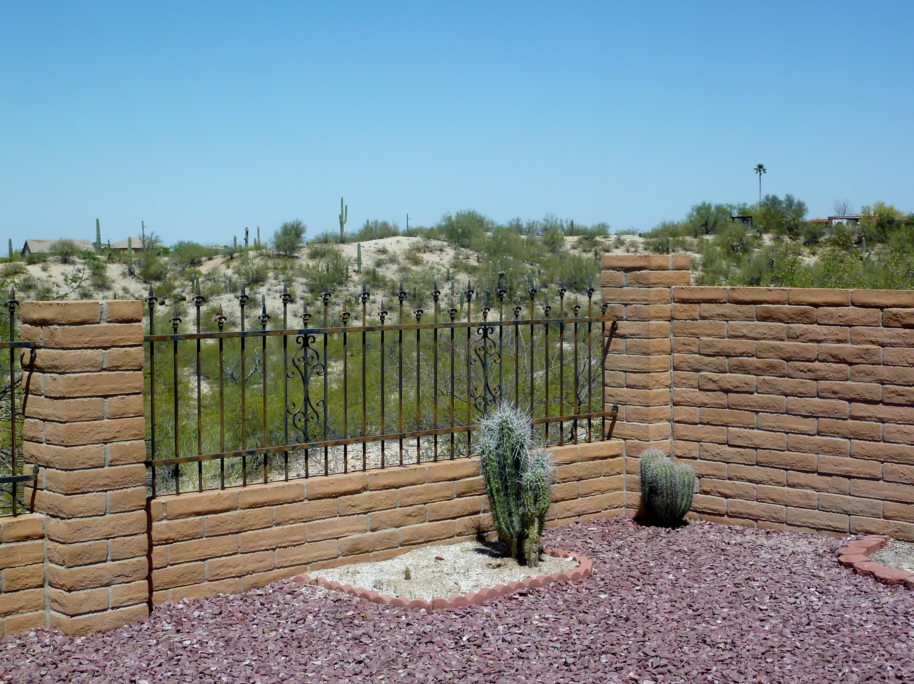 Casas Adobes Park (416-540) - Residential