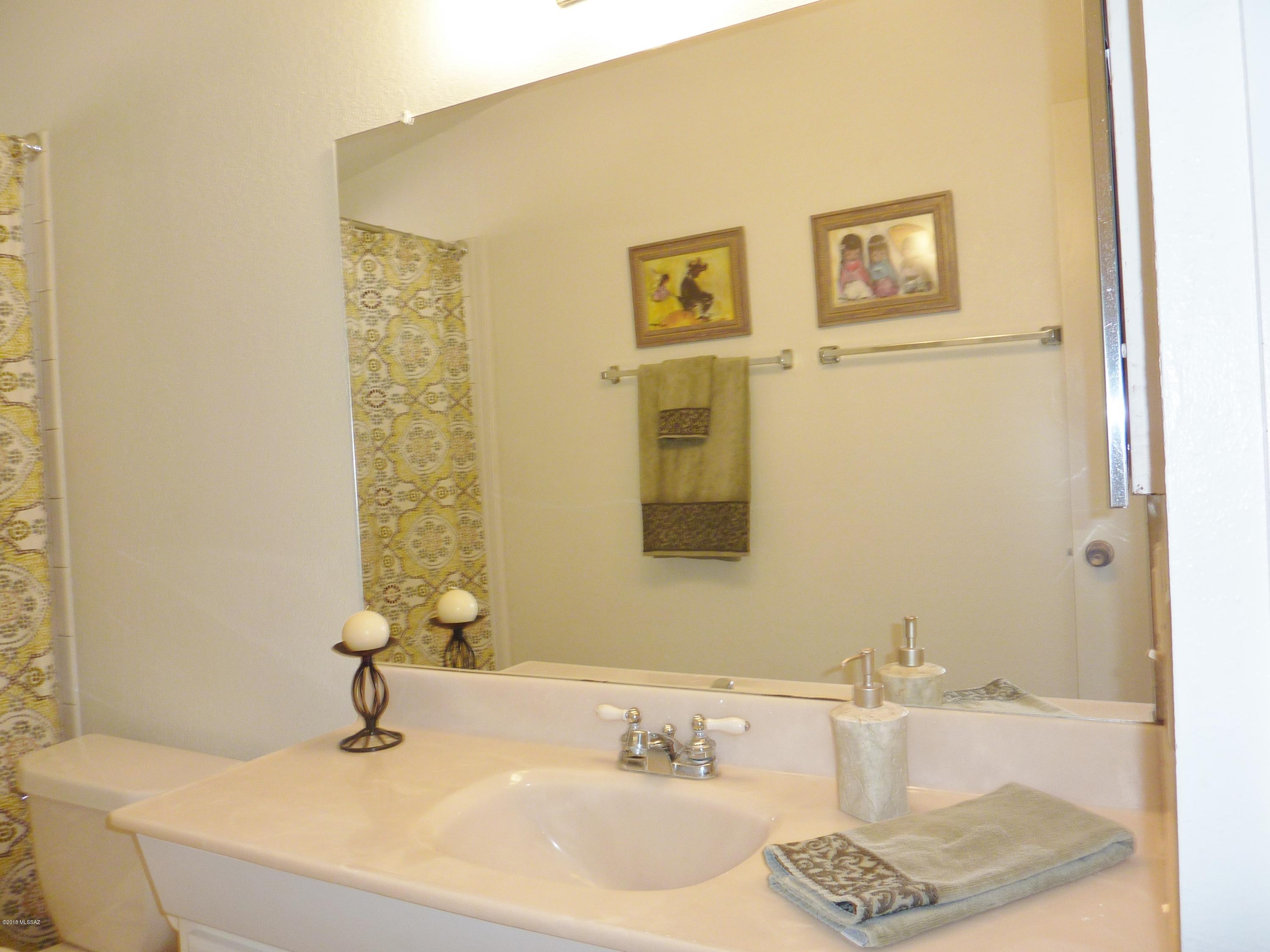 Casas Adobes Park (416-540) - Residential