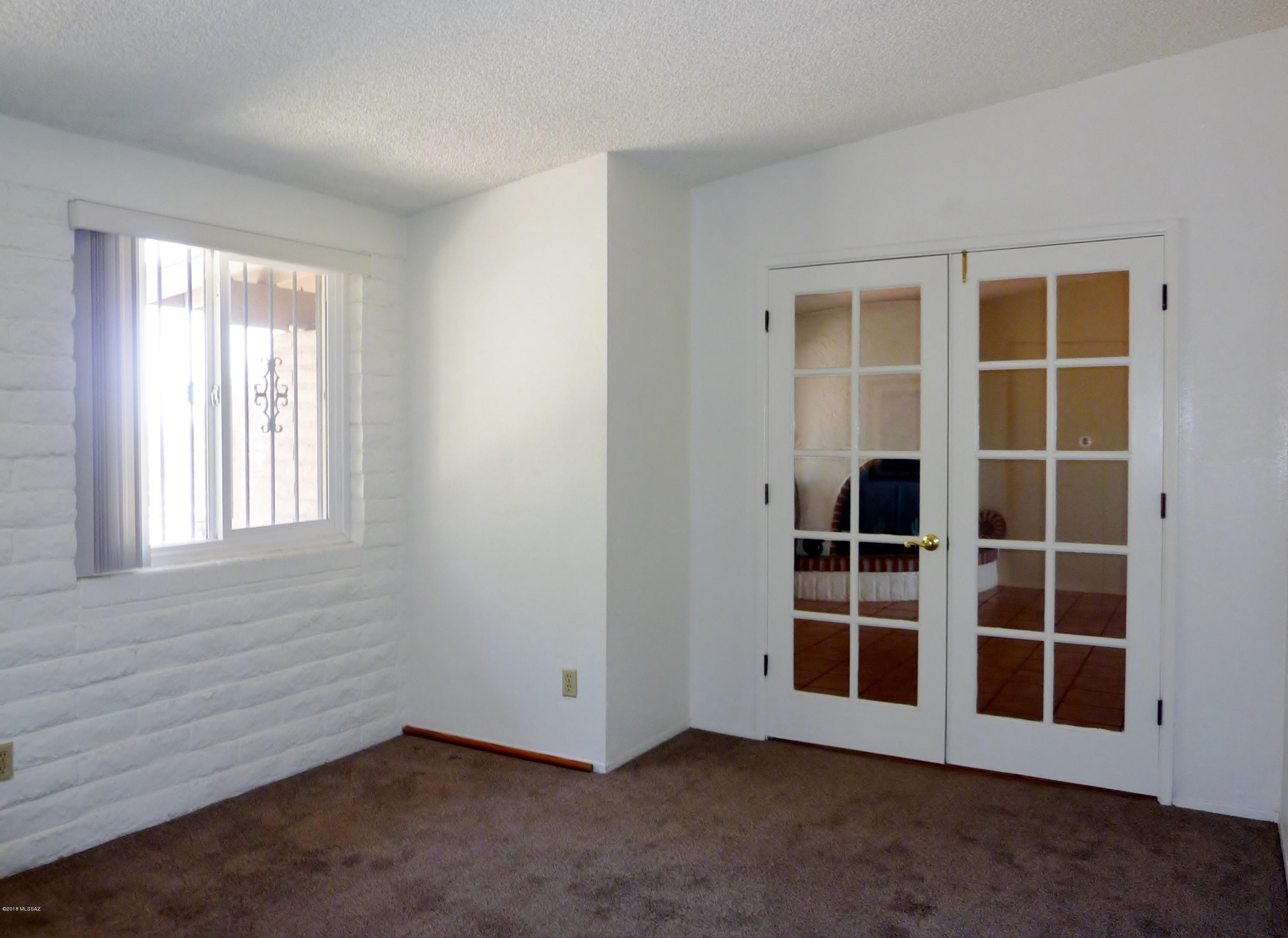 Casas Adobes Park (416-540) - Residential