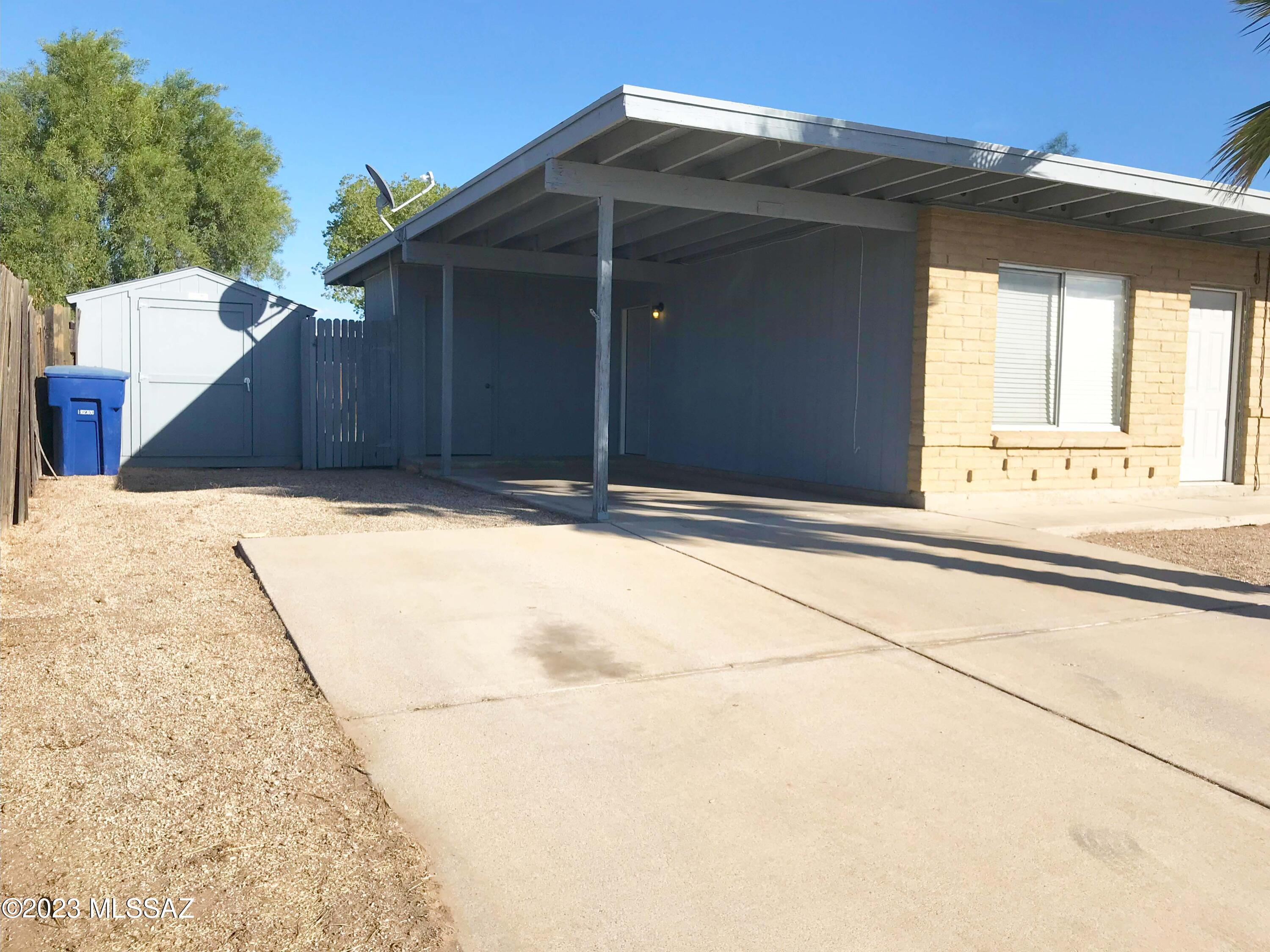 Summit Park Twnhss (1-110) - Residential Lease