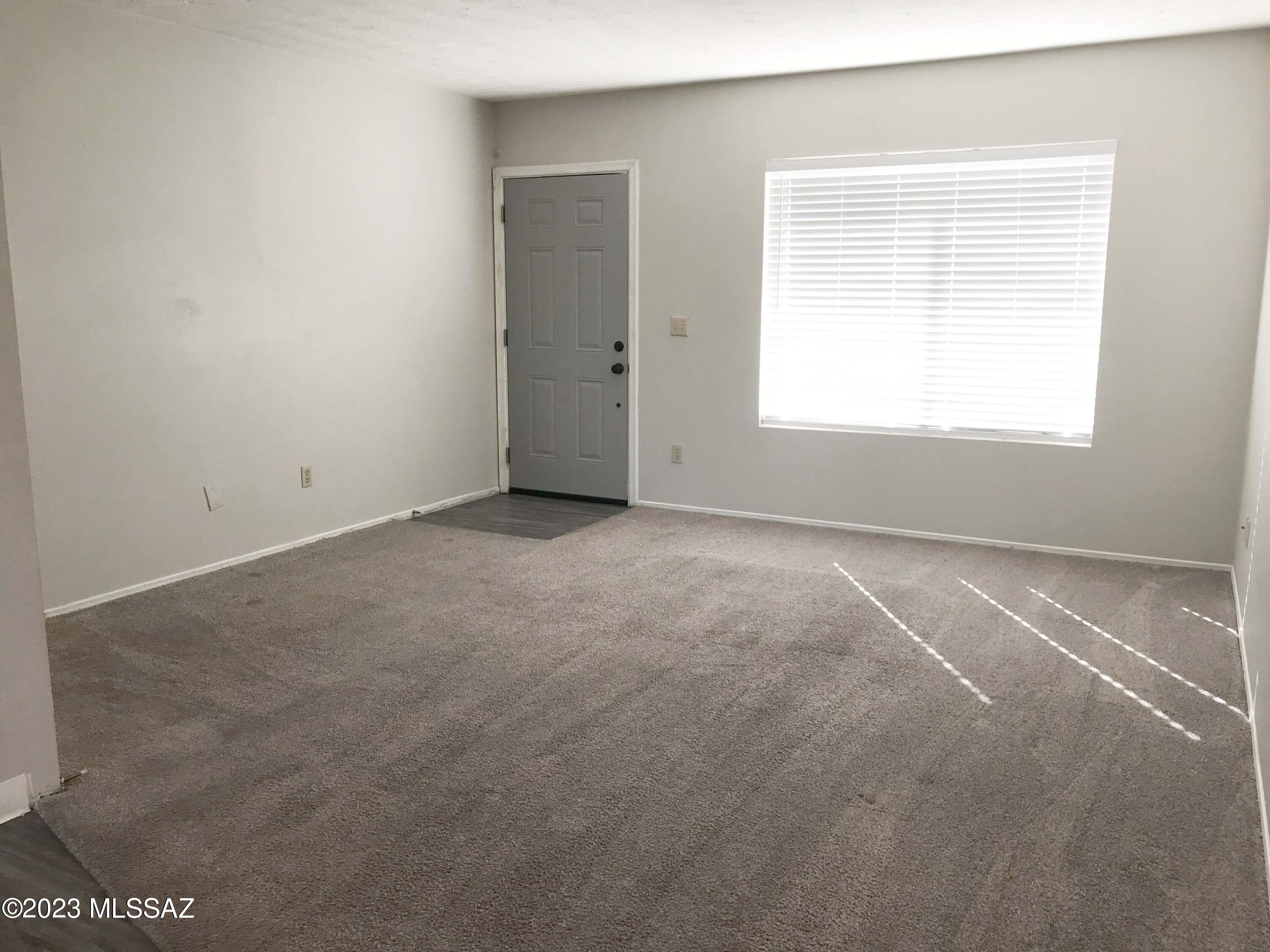 Summit Park Twnhss (1-110) - Residential Lease
