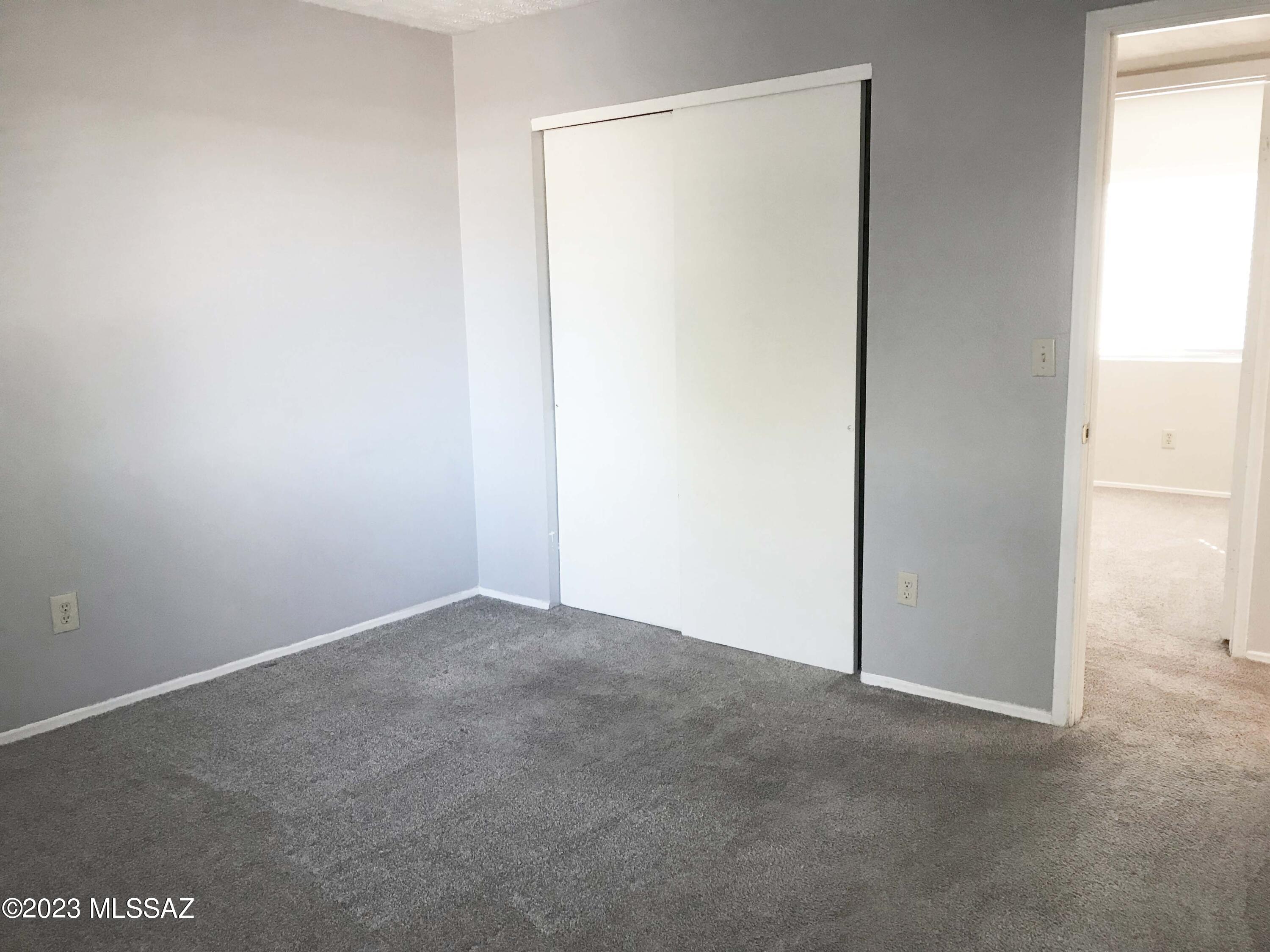 Summit Park Twnhss (1-110) - Residential Lease