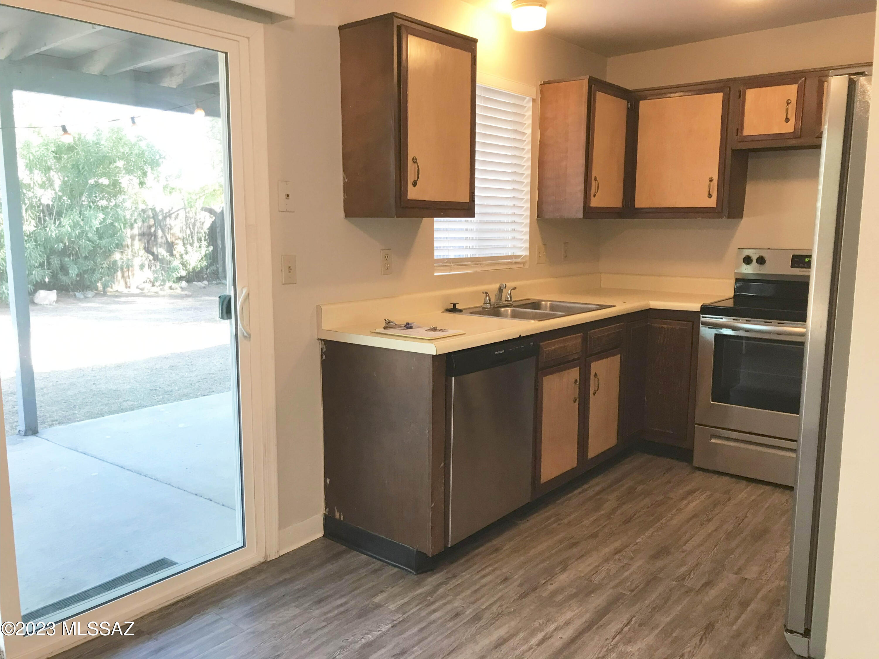 Summit Park Twnhss (1-110) - Residential Lease