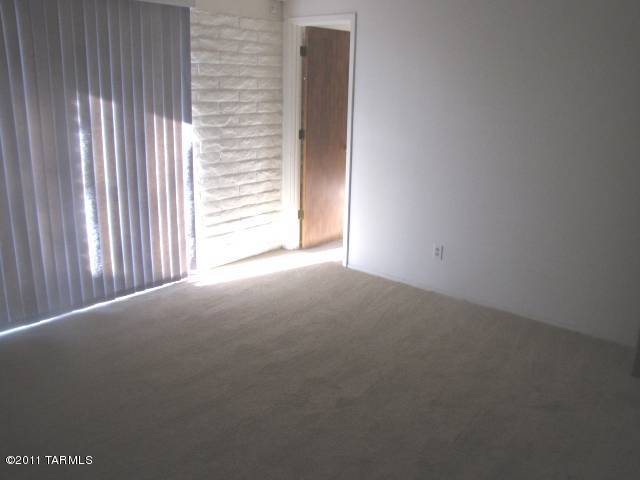 Estes Park NO. 2 (1-71) - Residential Lease
