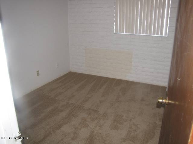 Estes Park NO. 2 (1-71) - Residential Lease