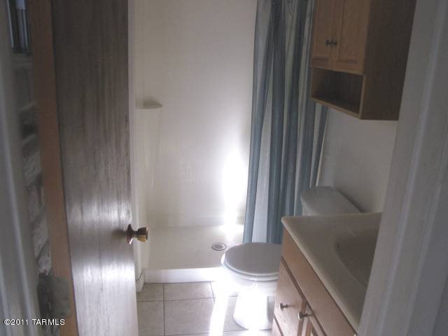 Estes Park NO. 2 (1-71) - Residential Lease