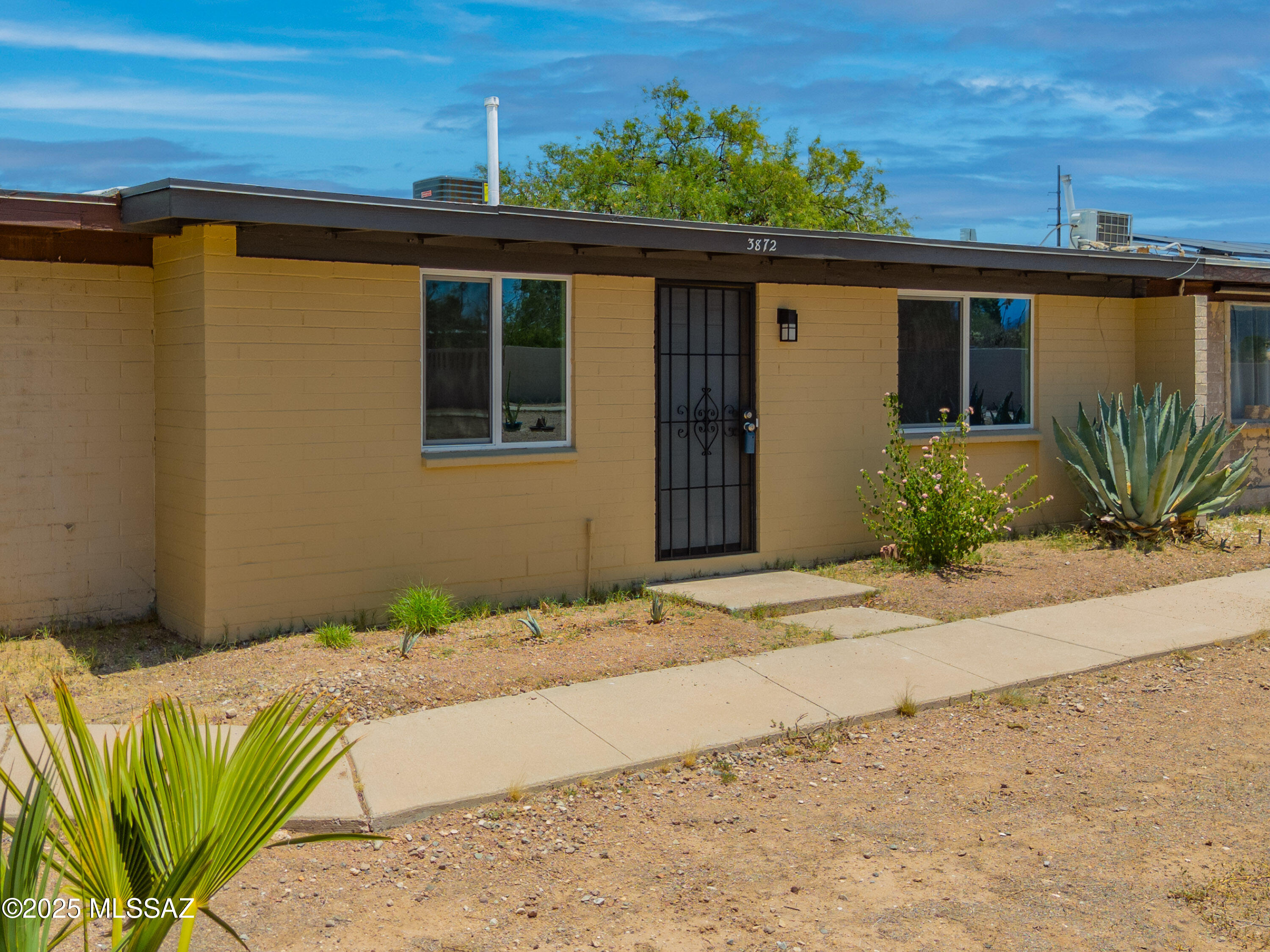 3872 S Evergreen Avenue
