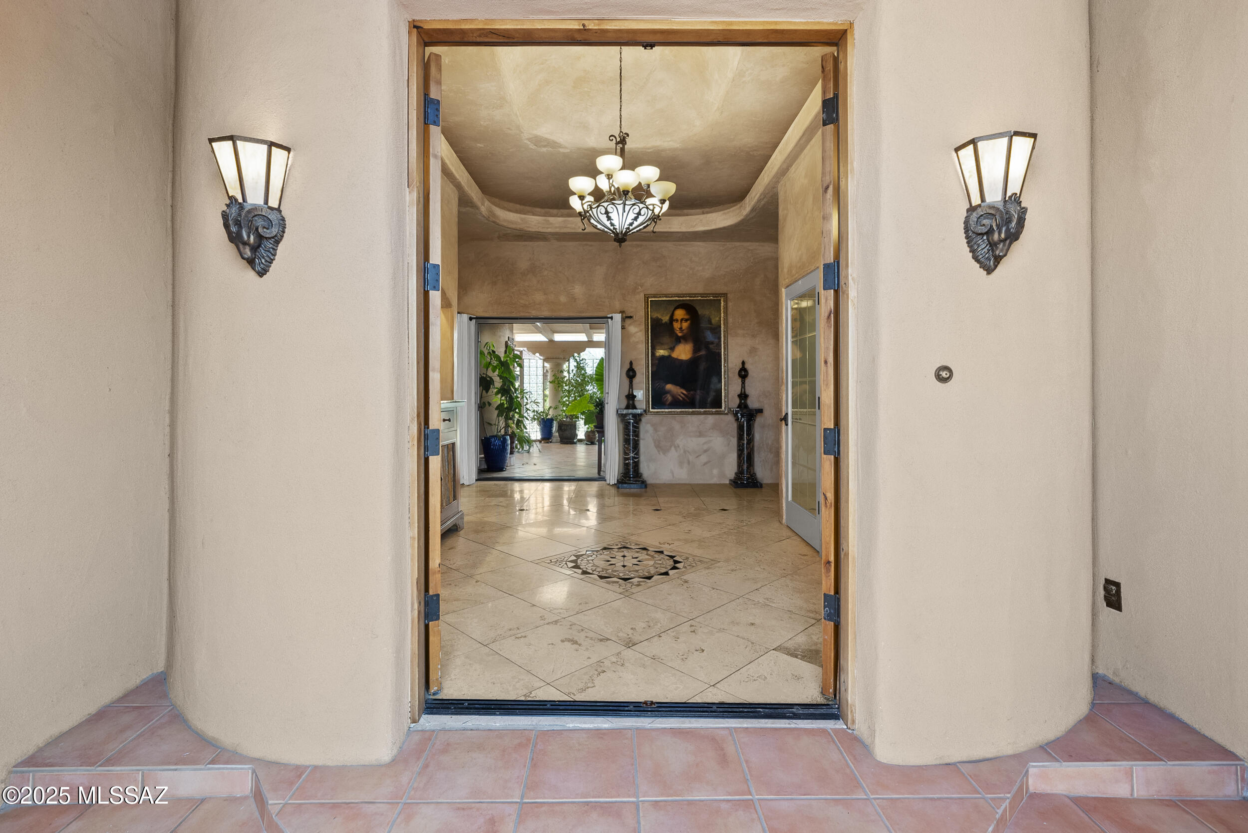 365 N Tanque Verde Loop Road
