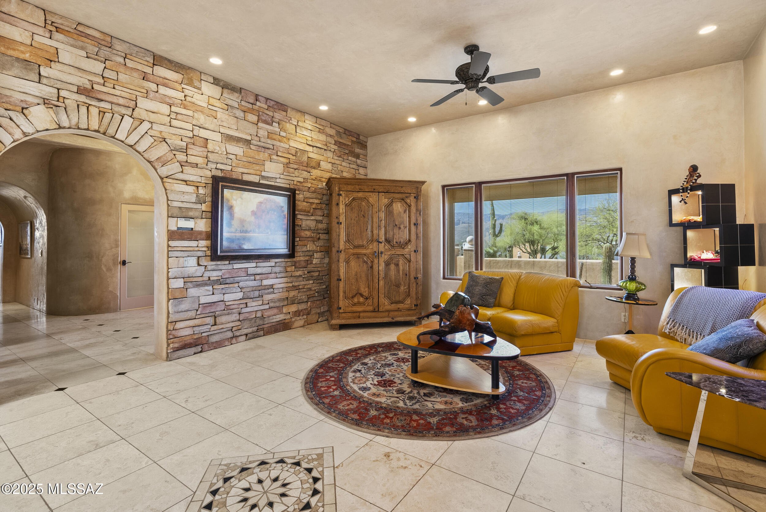 365 N Tanque Verde Loop Road