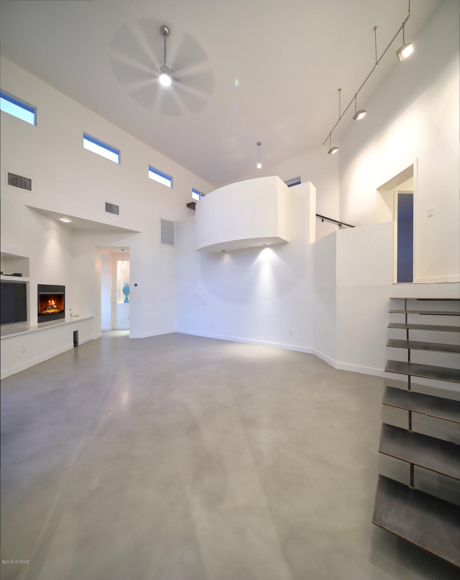 Unsubdivided - Residential