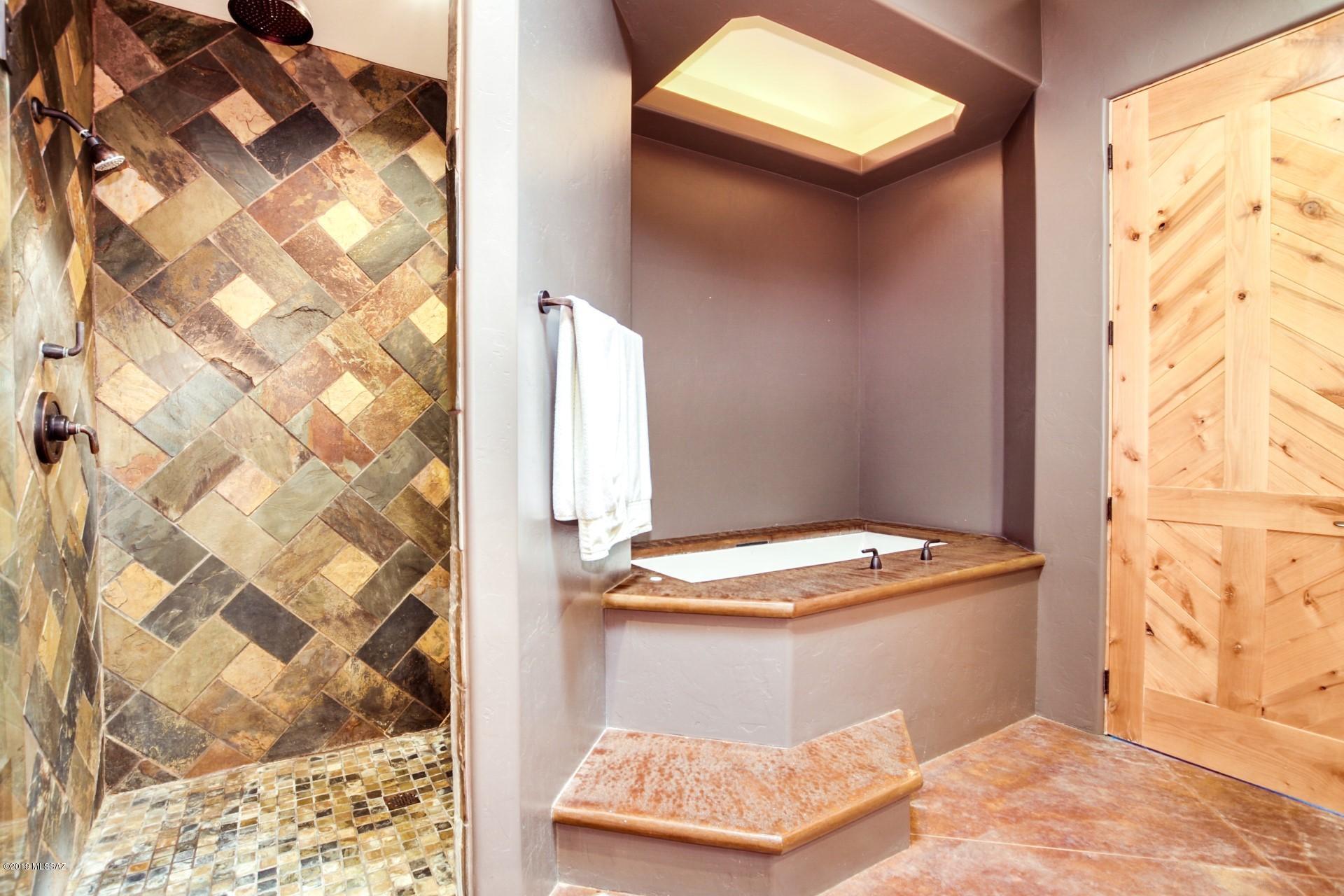 Sombra Del Tecolote (1-8) - Residential