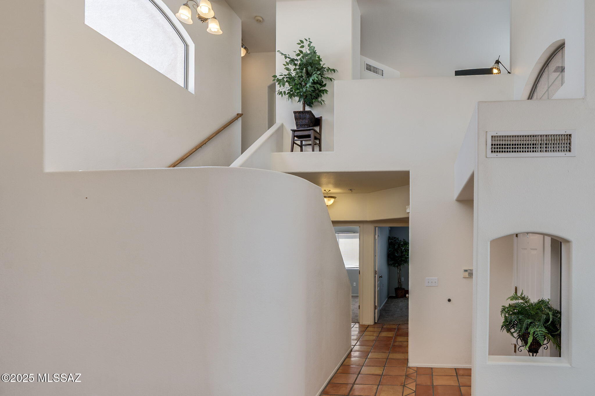 2711 W Camino De La Caterva