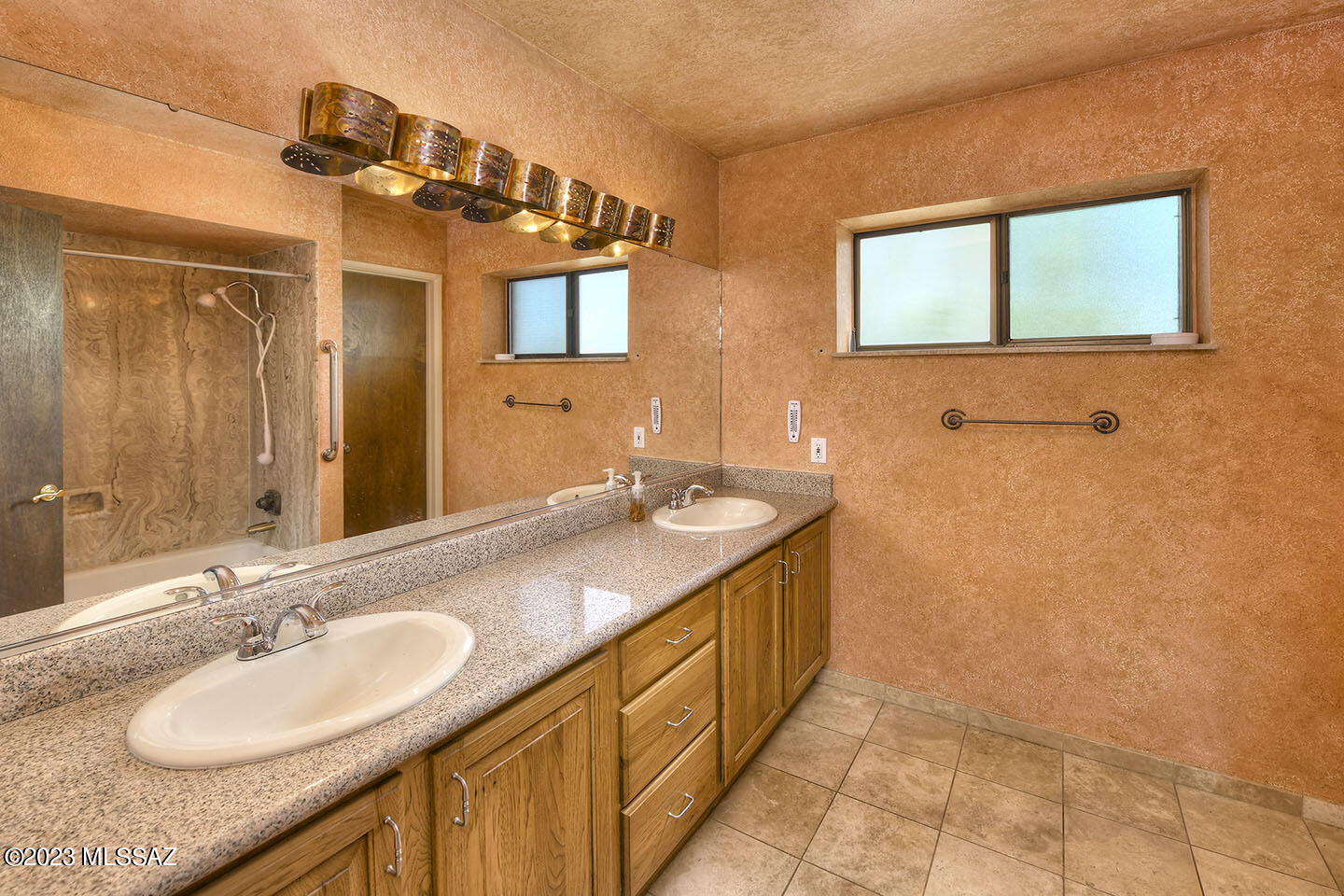 San Domingo (1-11) - Residential