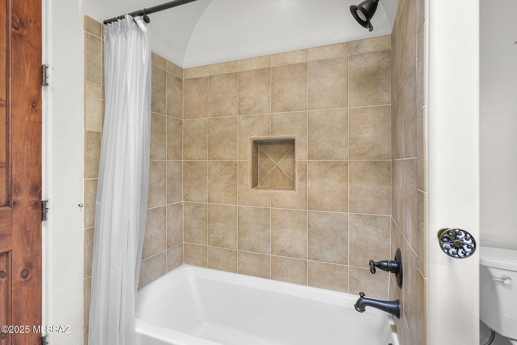 Santiago At Barrio De Tubac Phase II - Residential