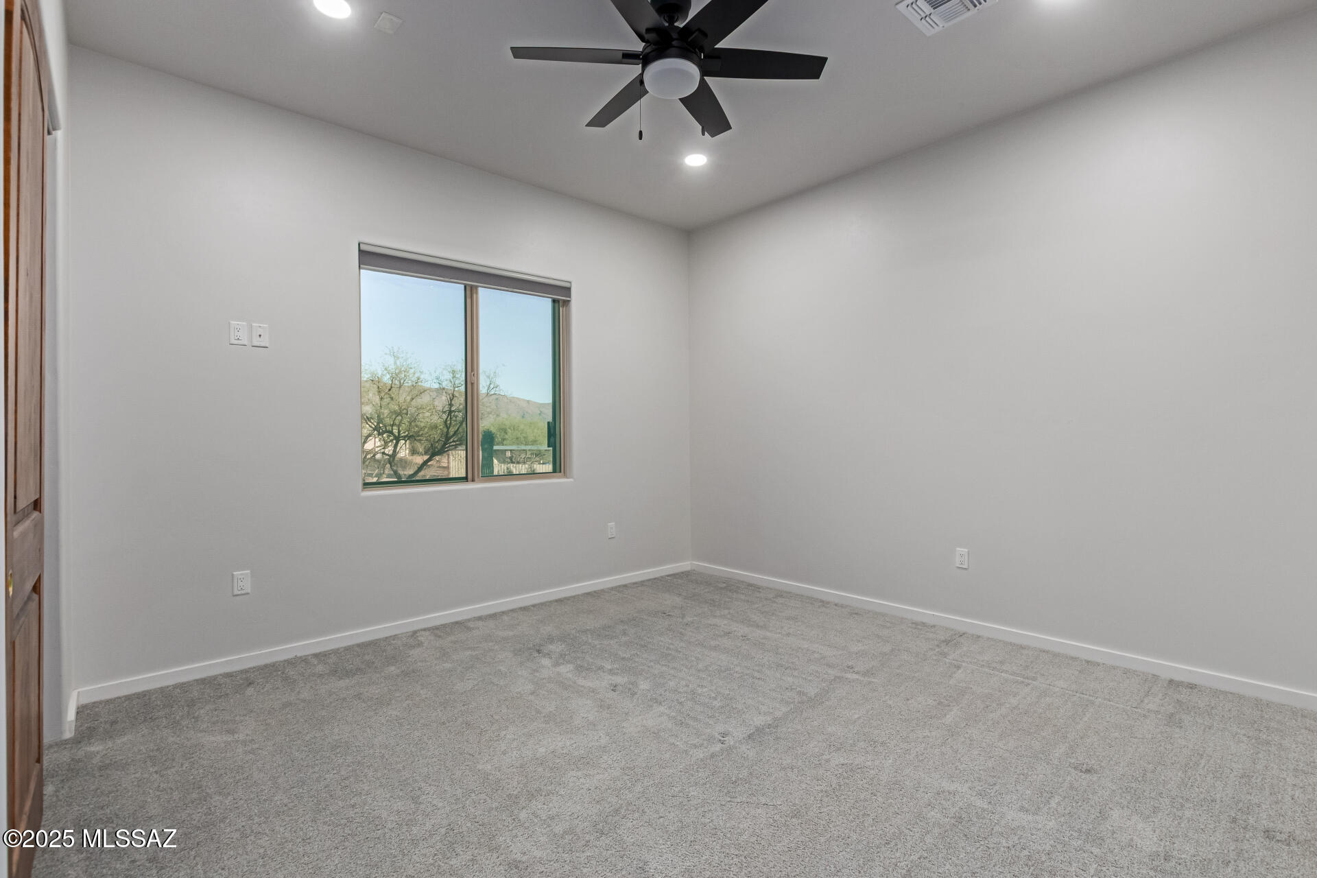 Hacienda De Tanque Verde (1-12) - Residential