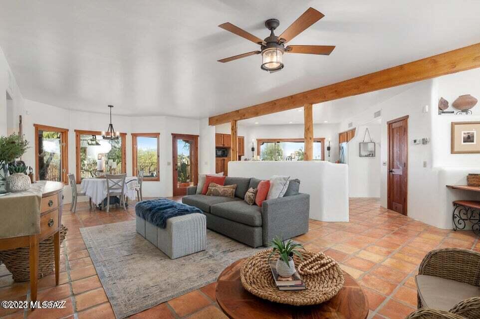 La Cholla Airpark - Residential