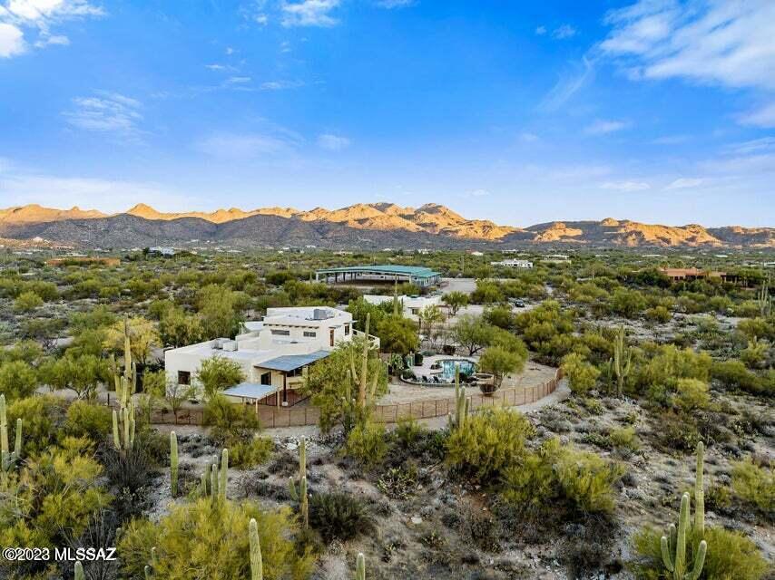 La Cholla Airpark - Residential