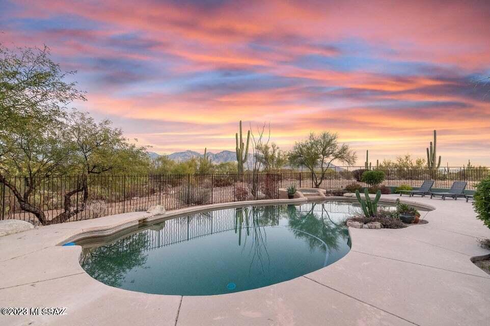 La Cholla Airpark - Residential