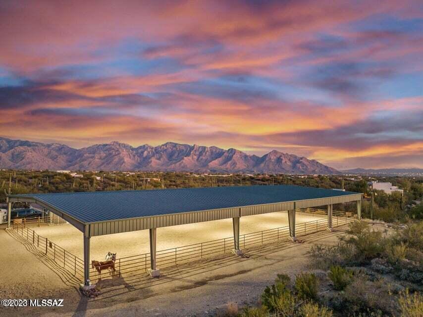 La Cholla Airpark - Residential