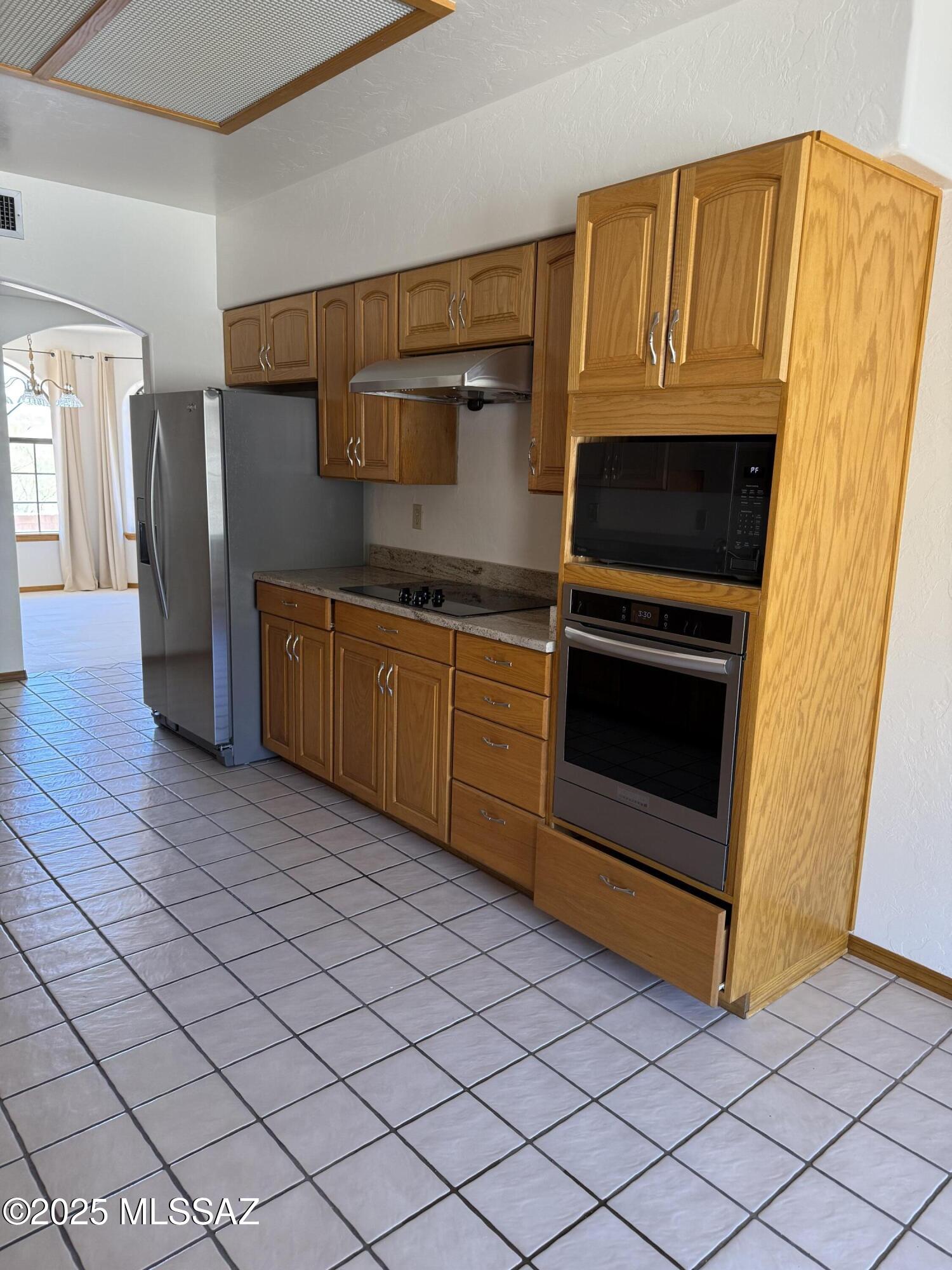 5121 N Apache Hills Trail