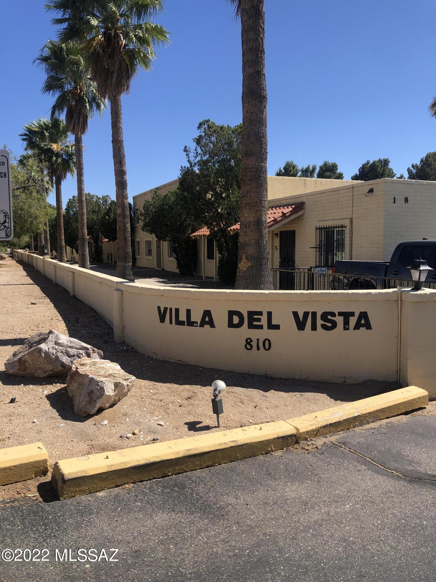 Villa Del Vista Condominium - Residential