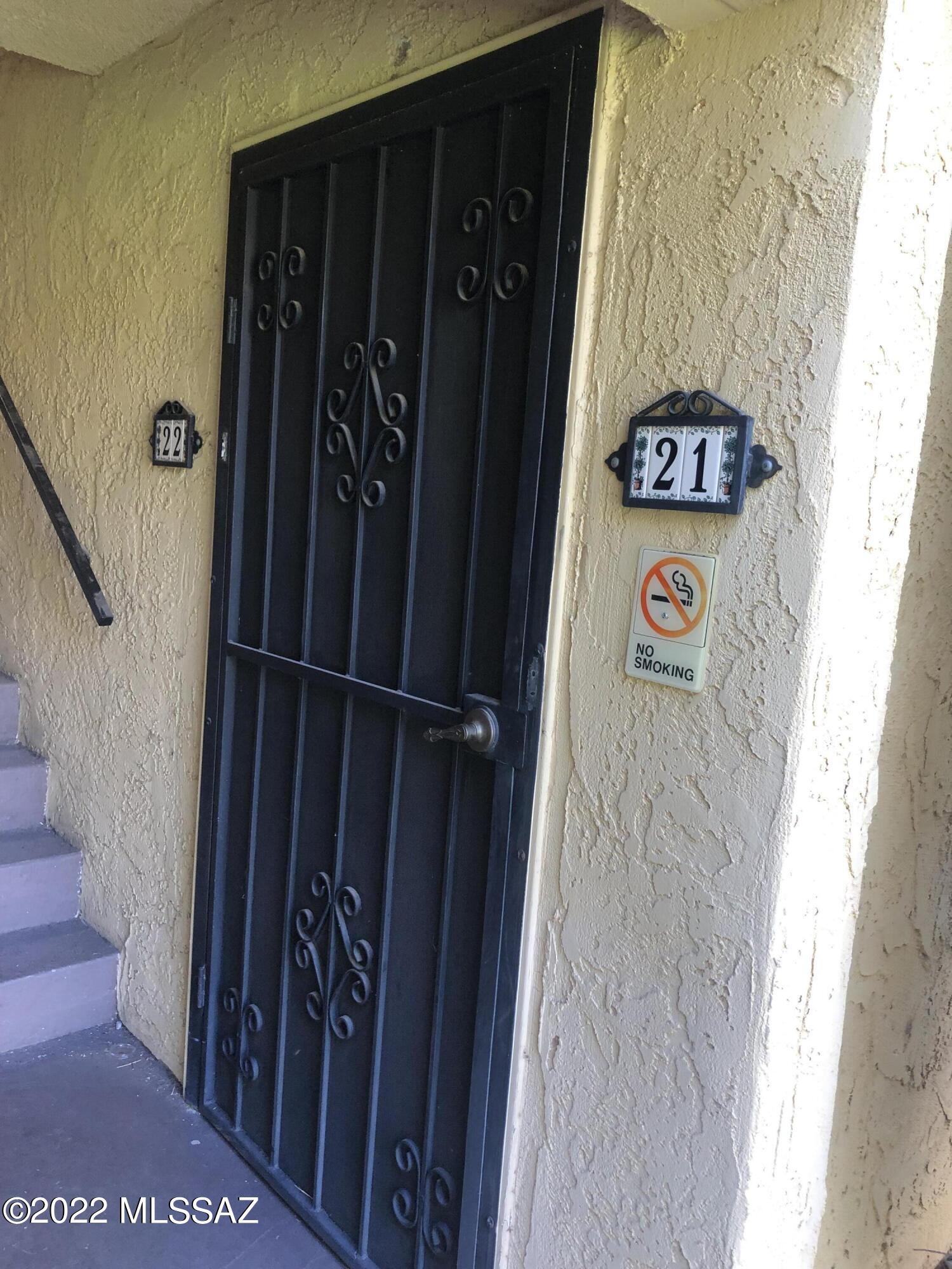 Villa Del Vista Condominium - Residential