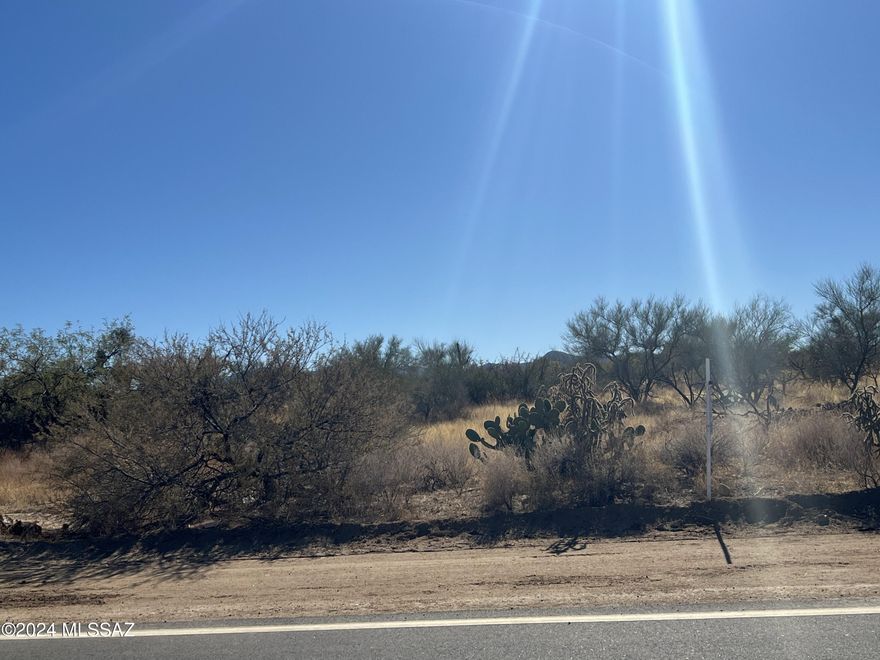 This lot is in a prime location with easy access paved road to the property. Flat topography with electric at the line. Plenty of room to build a home with a garage and or barn.