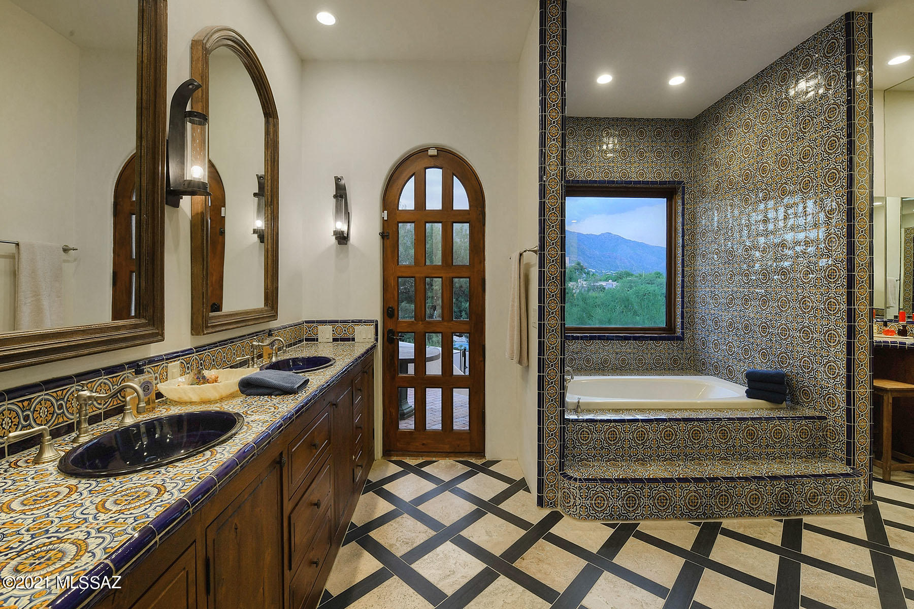 Catalina Foothills Estates NO. 3 - Residential
