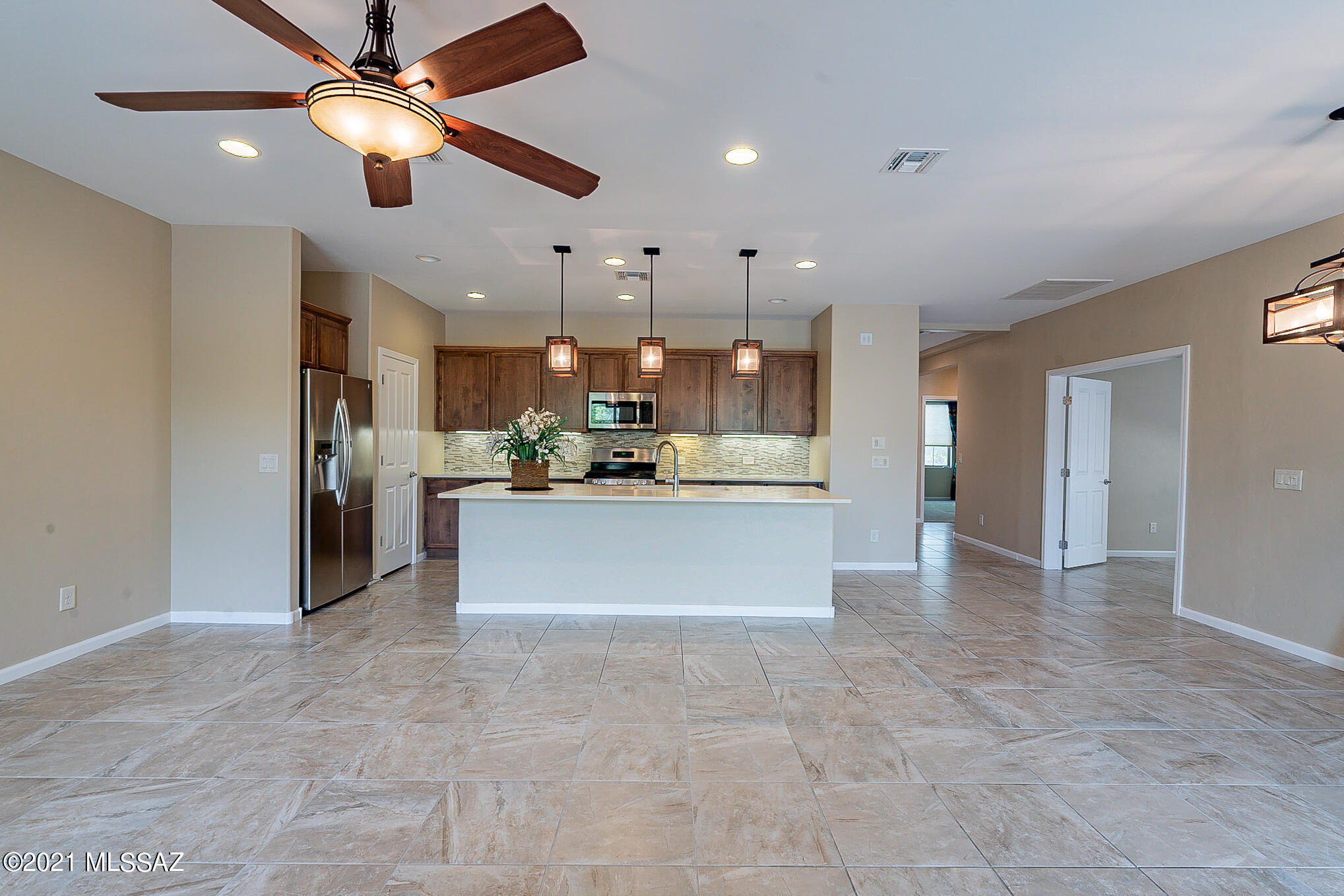 Quail Creek II Unit 33B SQ20161810746 - Residential