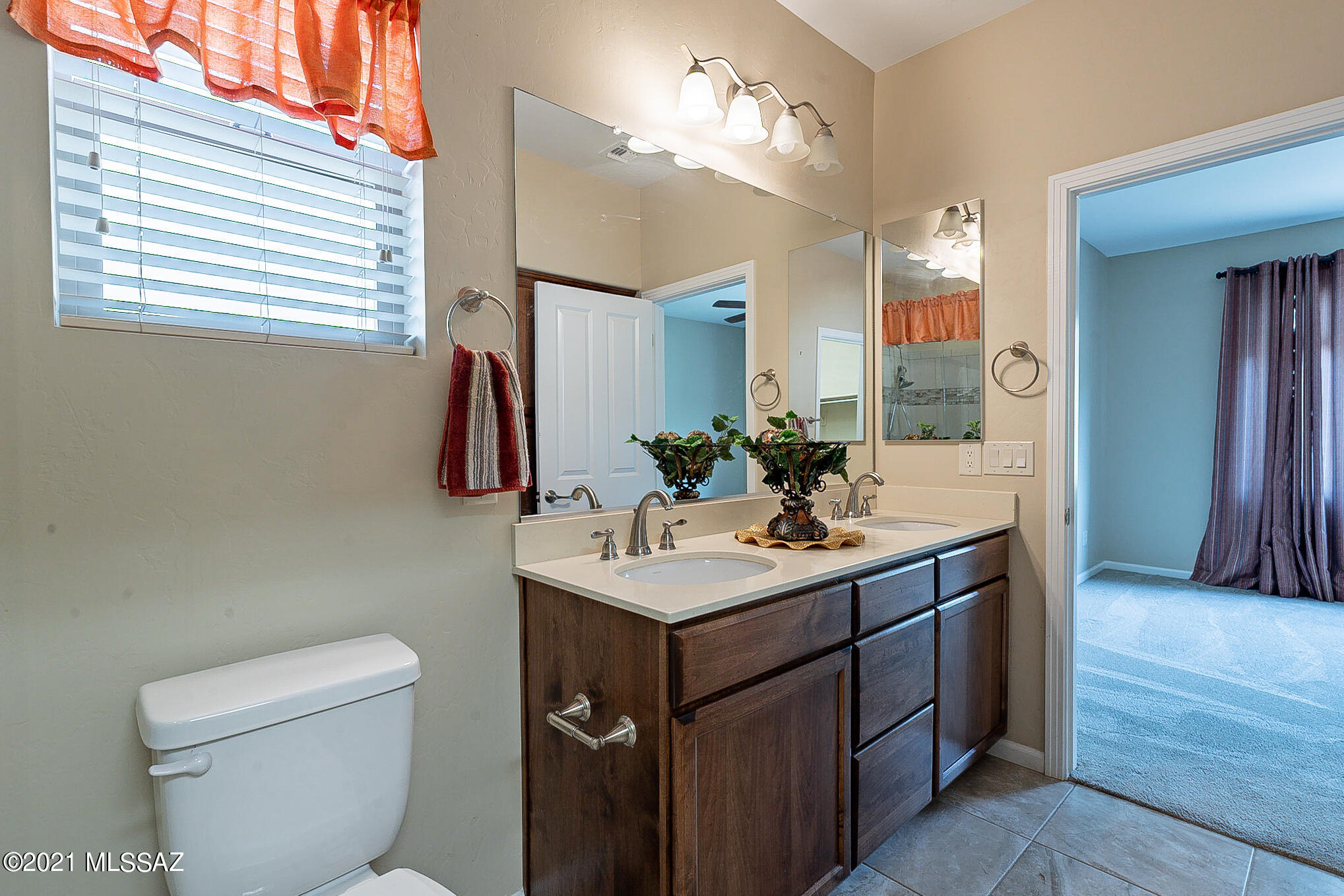 Quail Creek II Unit 33B SQ20161810746 - Residential