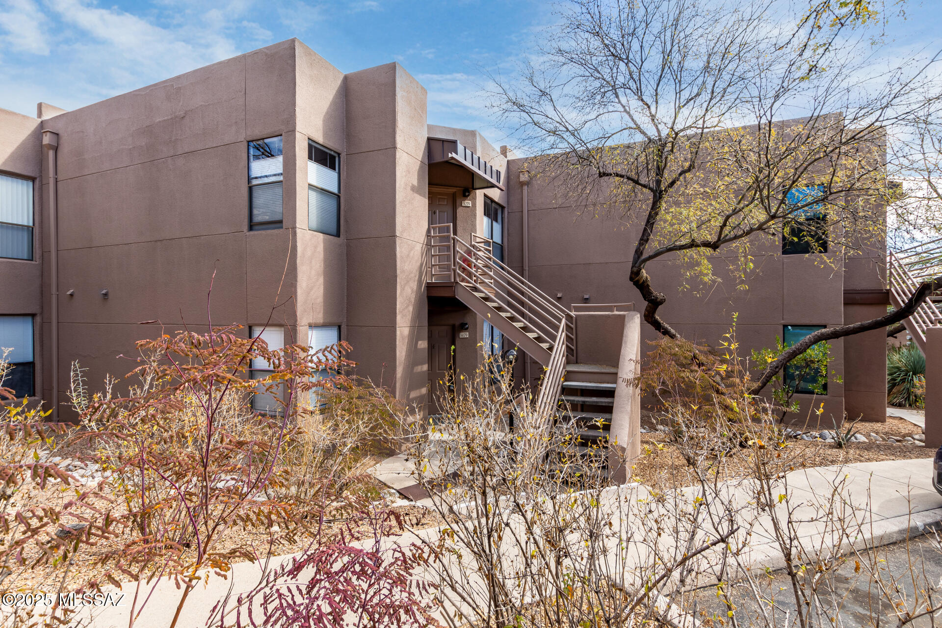 6655 N Canyon Crest Drive 14179