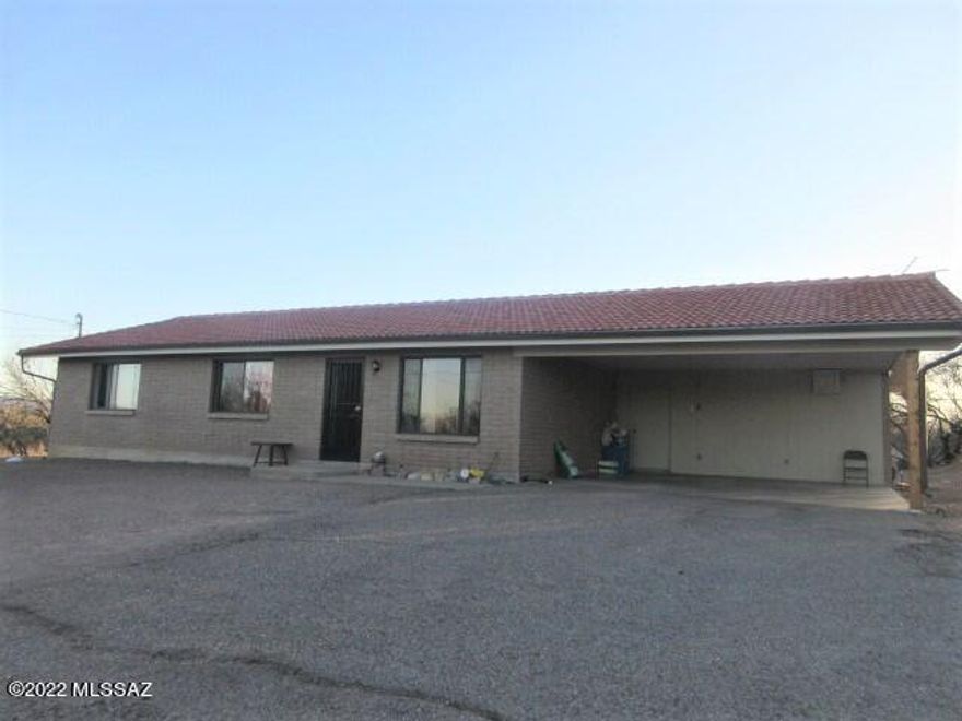 Beautiful 1,232 sq ft home situated on .93 acres on west Rio Rico