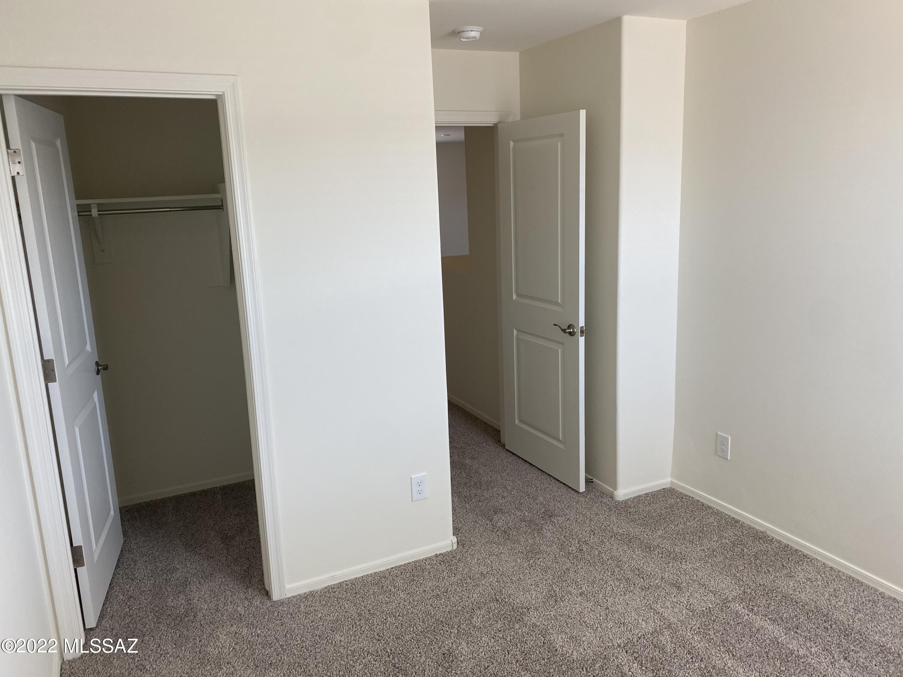 Gladden Farms BLK 10 (1-84) - Residential Lease