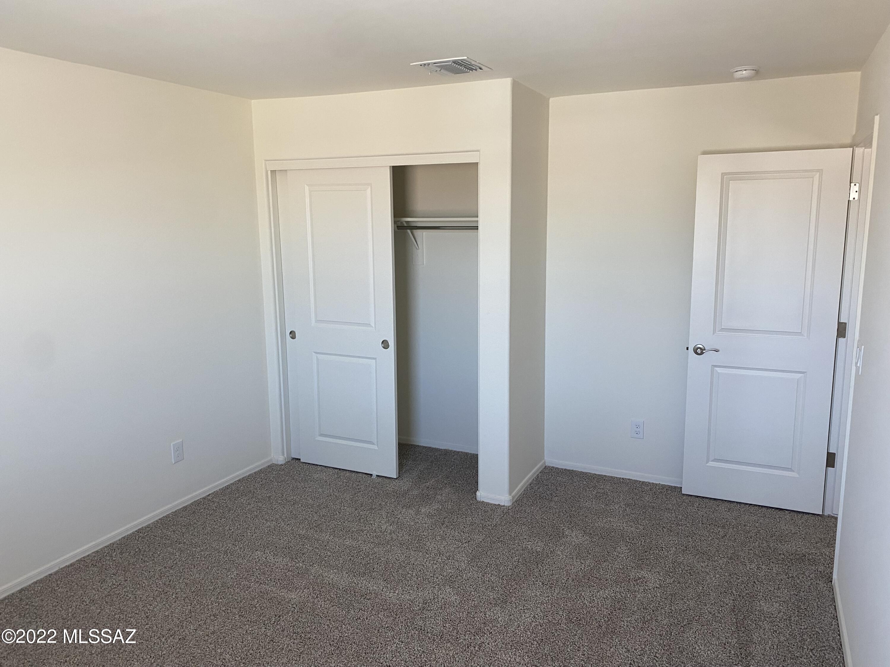 Gladden Farms BLK 10 (1-84) - Residential Lease